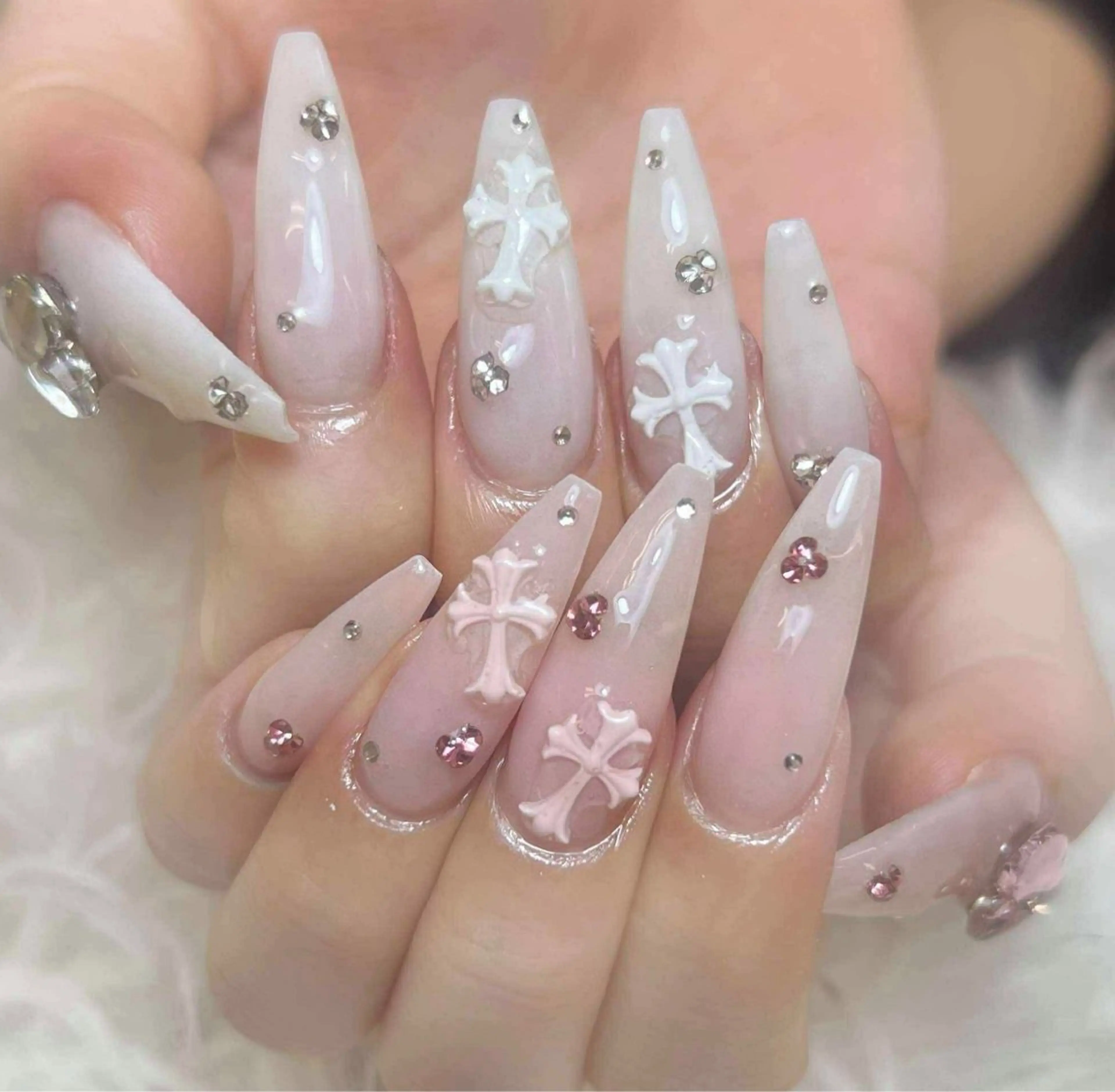 ネイル ハンドネイル IRO所属・ヒナ ヒナのネイルデザイン