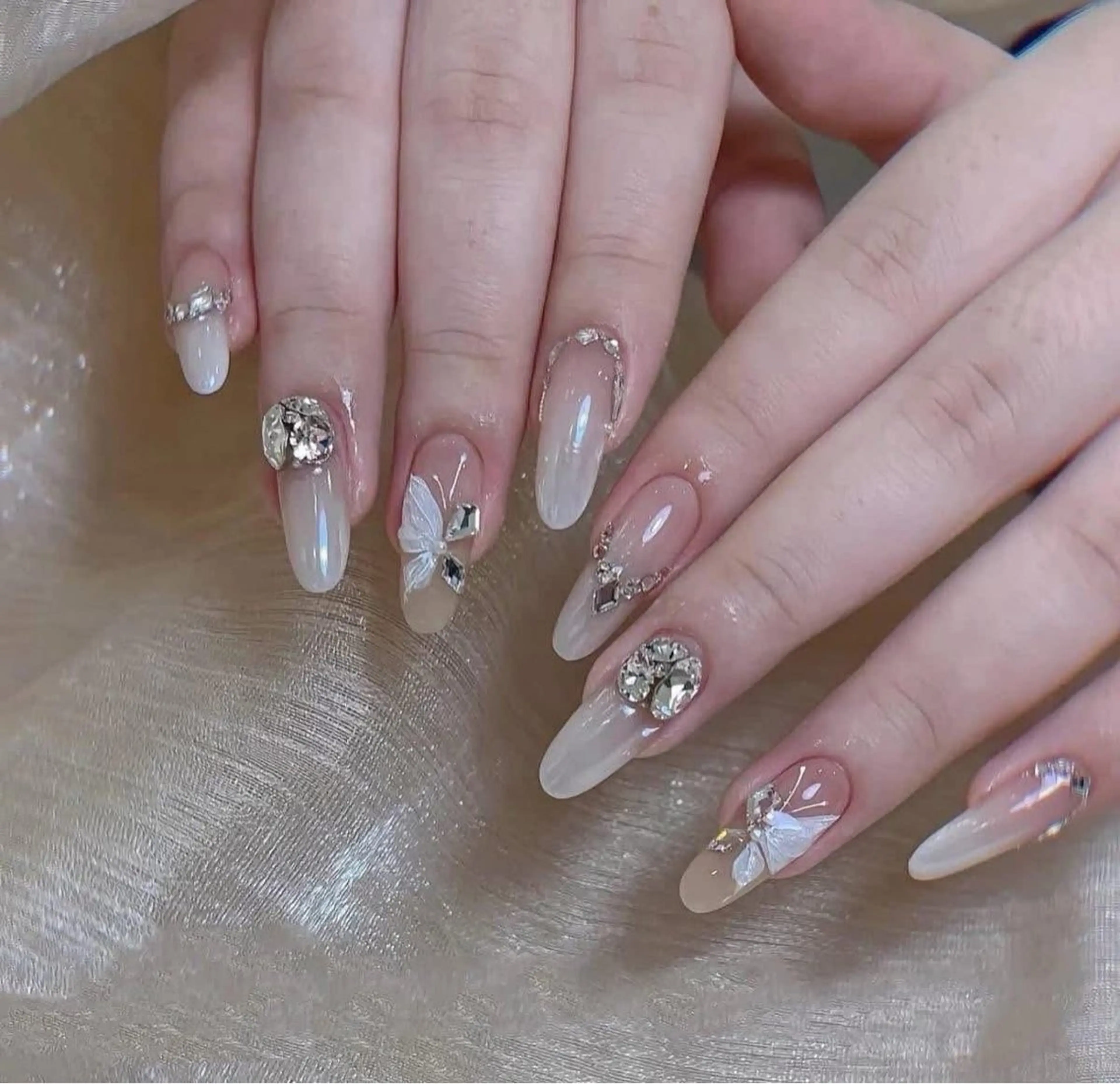 ネイル アートネイル 成人式 ジェルネイル ニュアンスネイル ネイルチップ Kora Nailのネイルデザイン