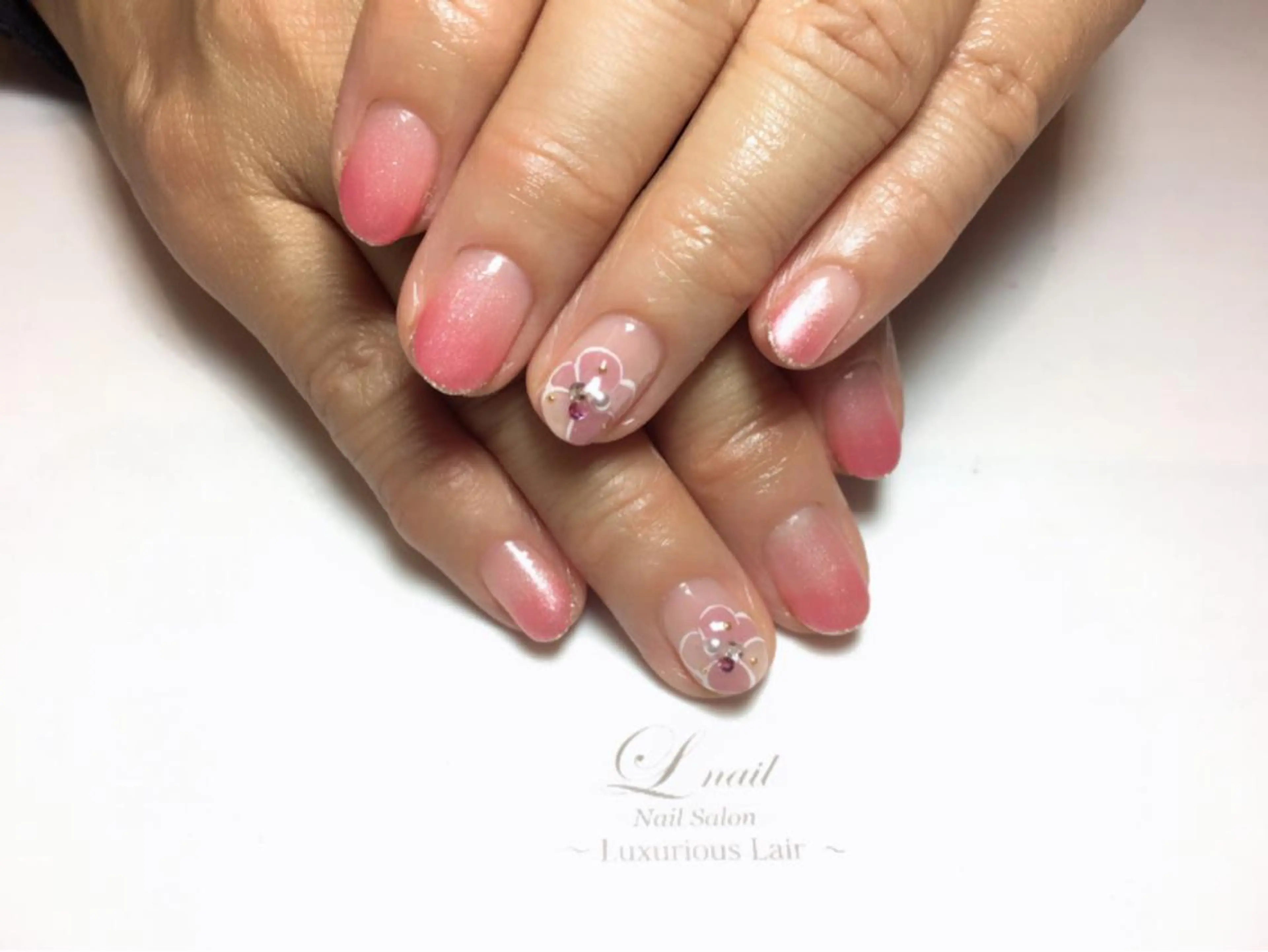 ネイル Li'leaNail AINAのネイルデザイン