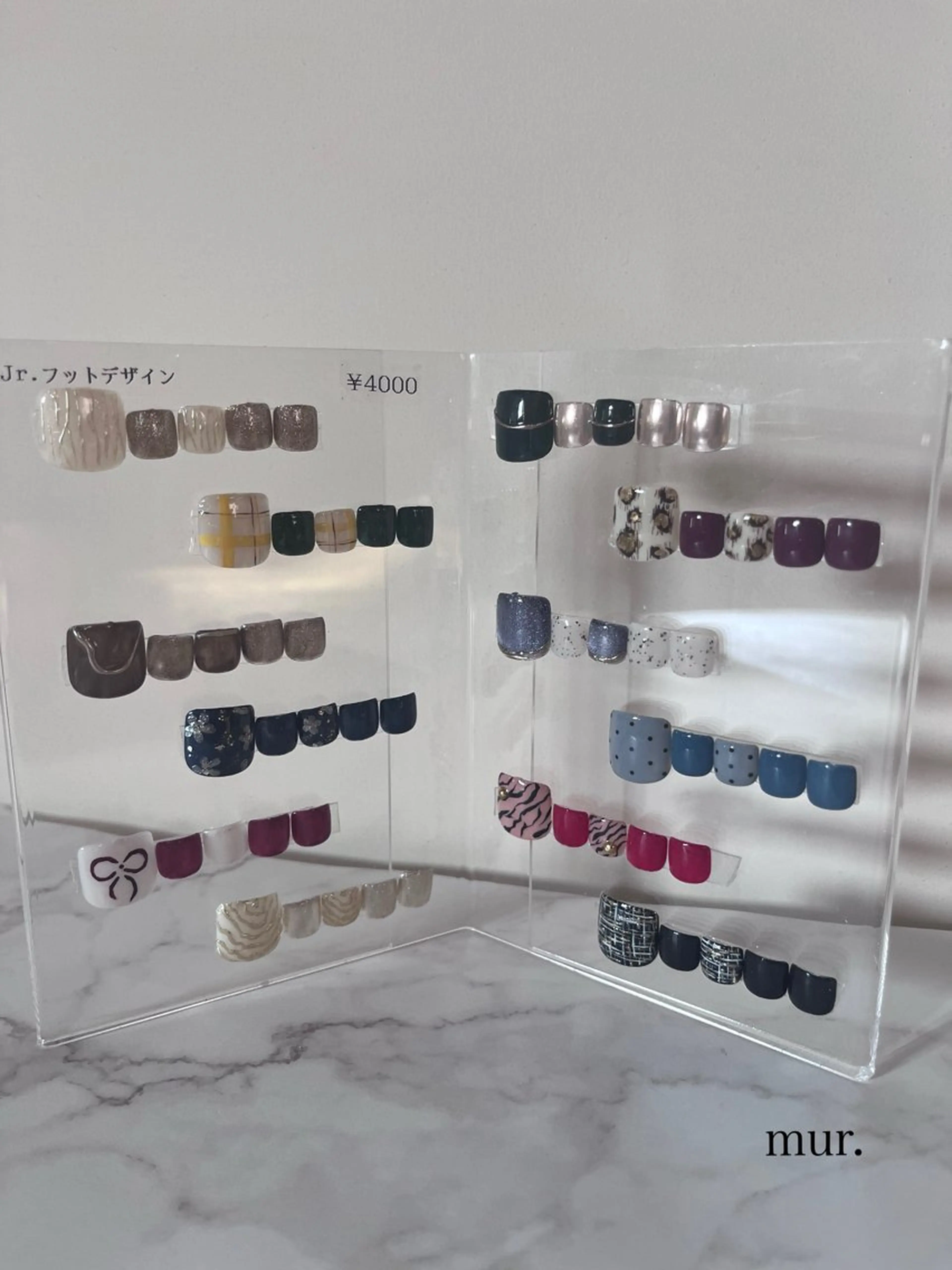 フットネイル【限定アート】オフ込み※現金払いのみの写真