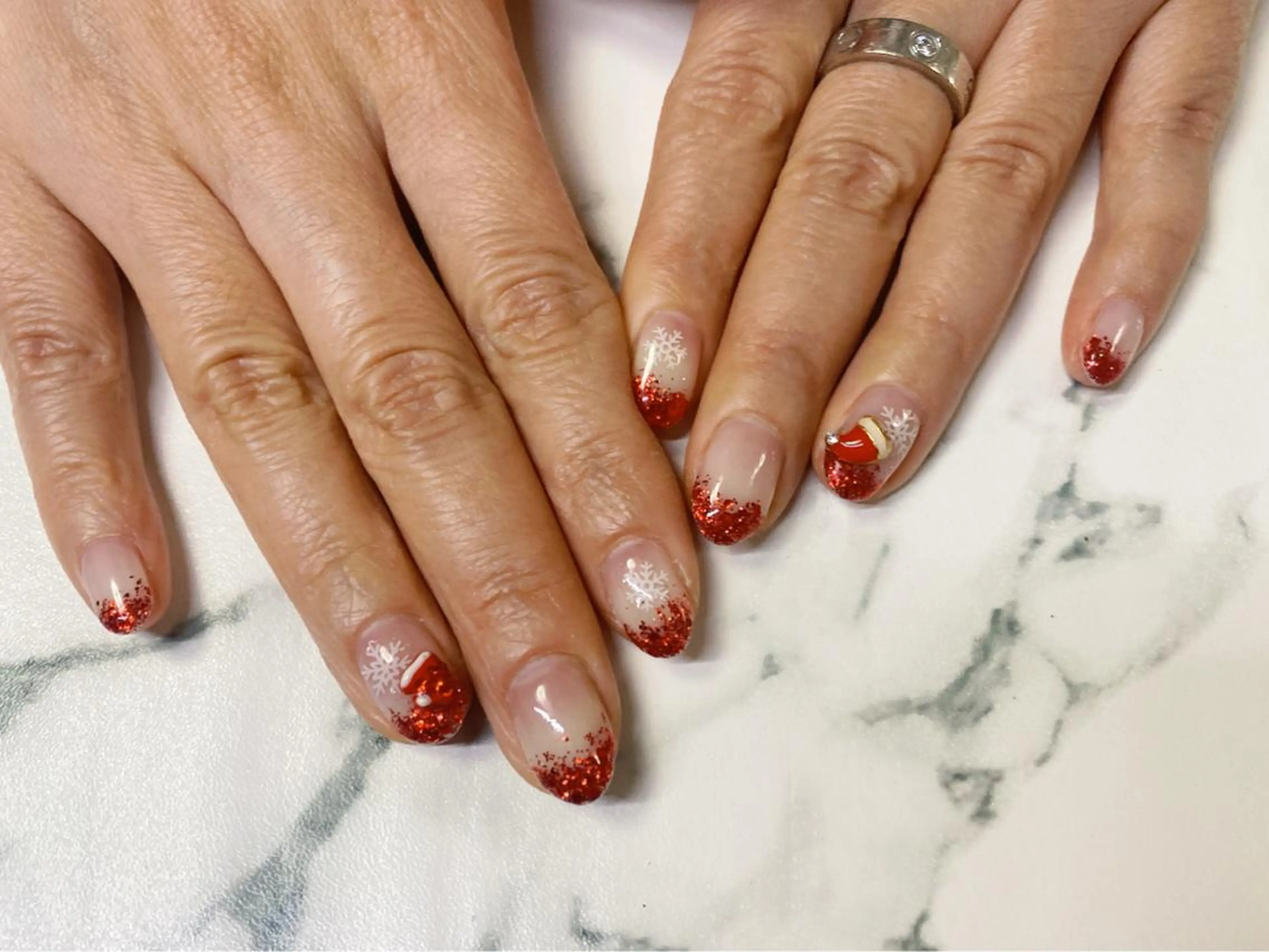 ロング カラー ネイル Q Free nailsのネイルデザイン