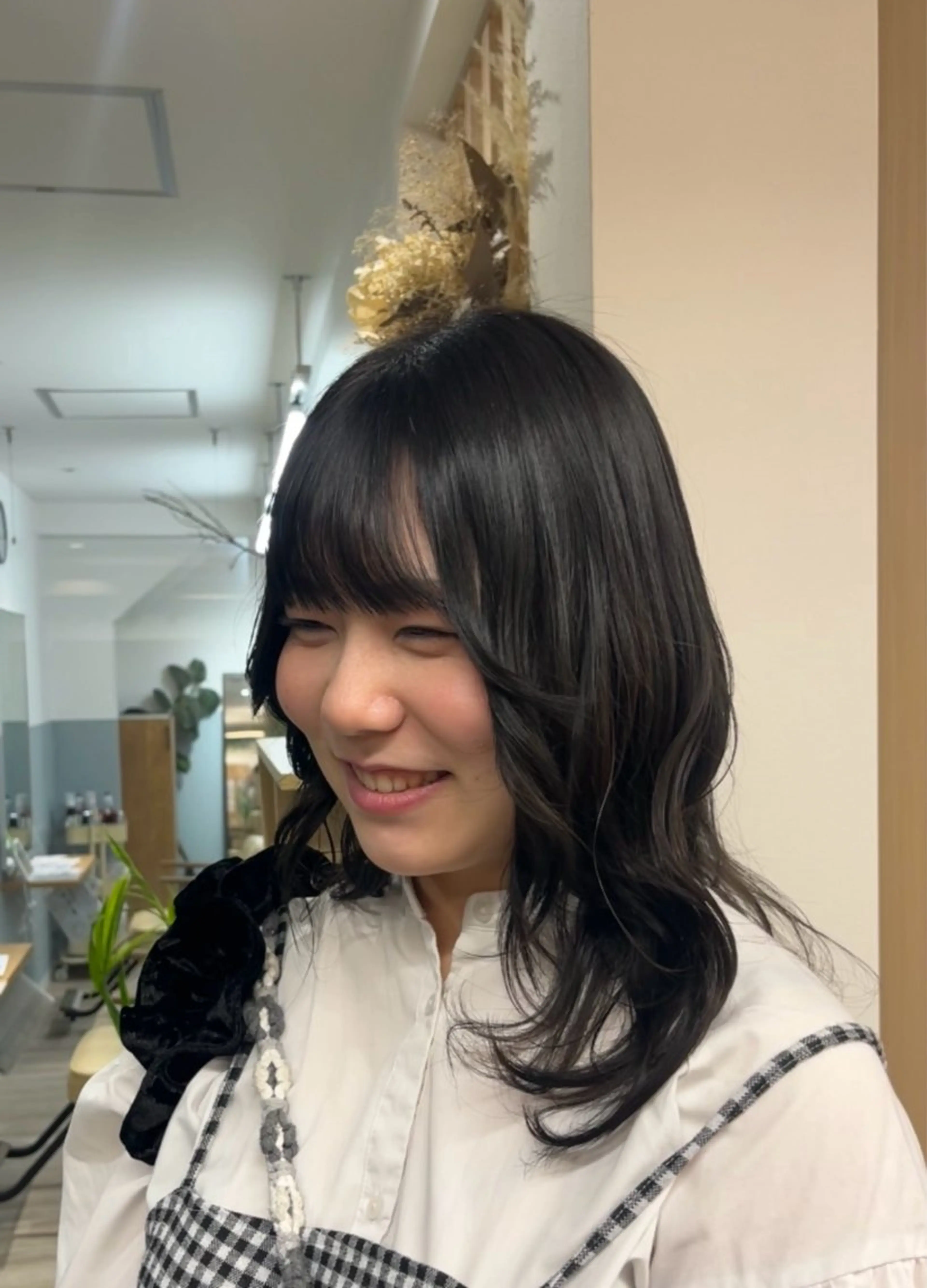 ミディアム ヘアカラー haruna🌼 暖色♡透明感カラー♡のヘアスタイル