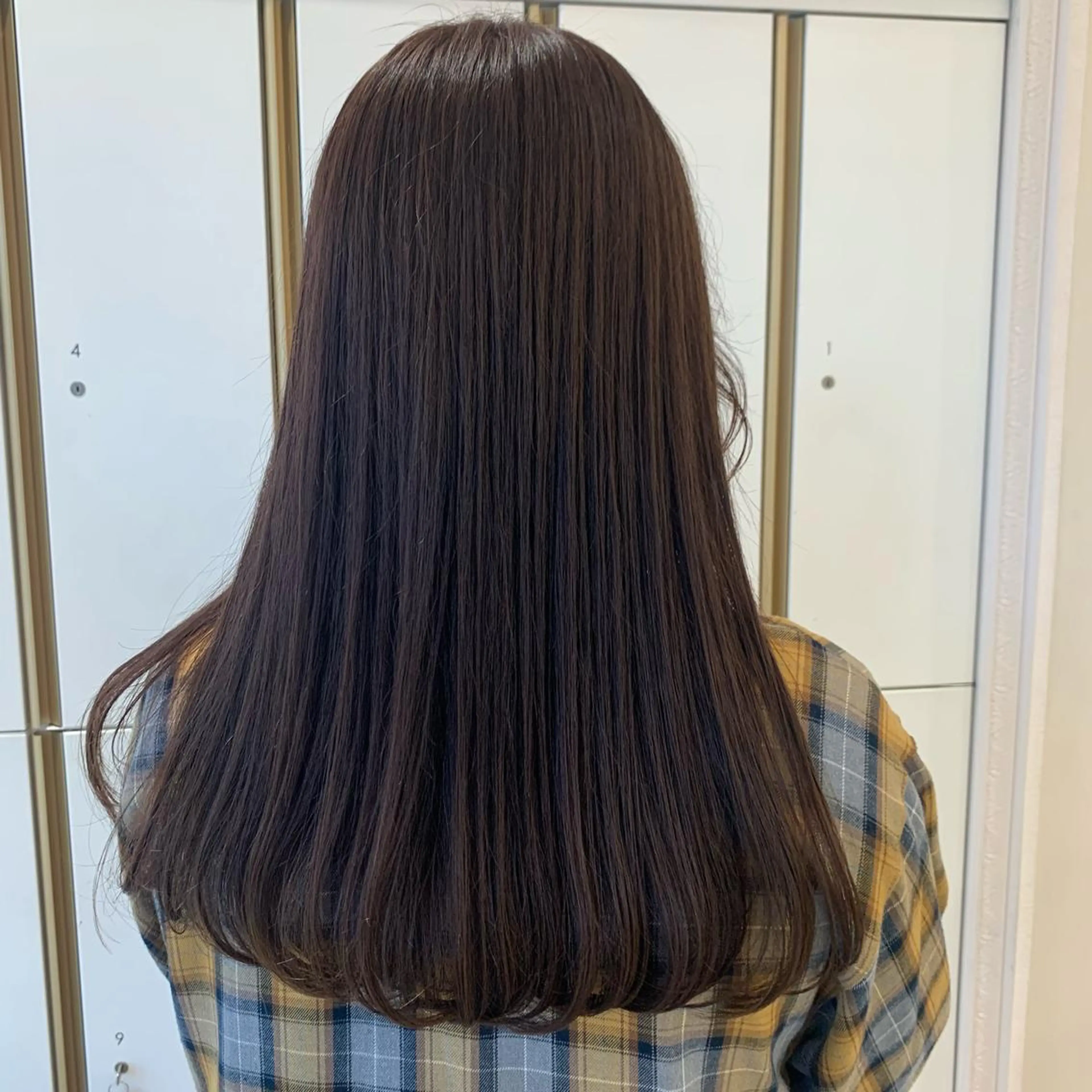 ロング カラー カット ヘアカラー トリートメント ウスイ ハルカのヘアスタイル