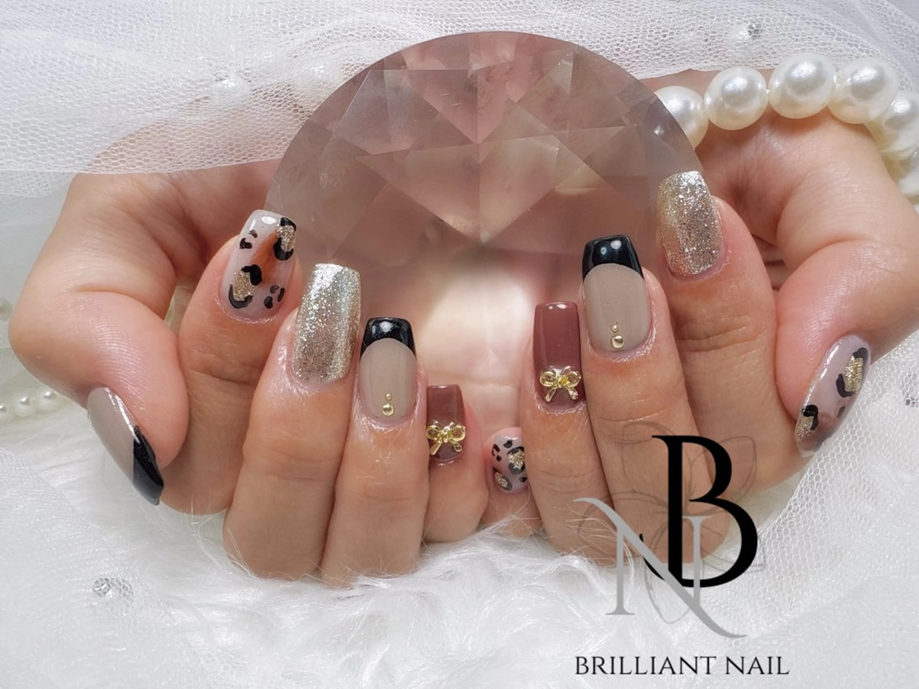 ミディアム ハンドネイル ハンドケア brilliant nail💎あやのネイルデザイン