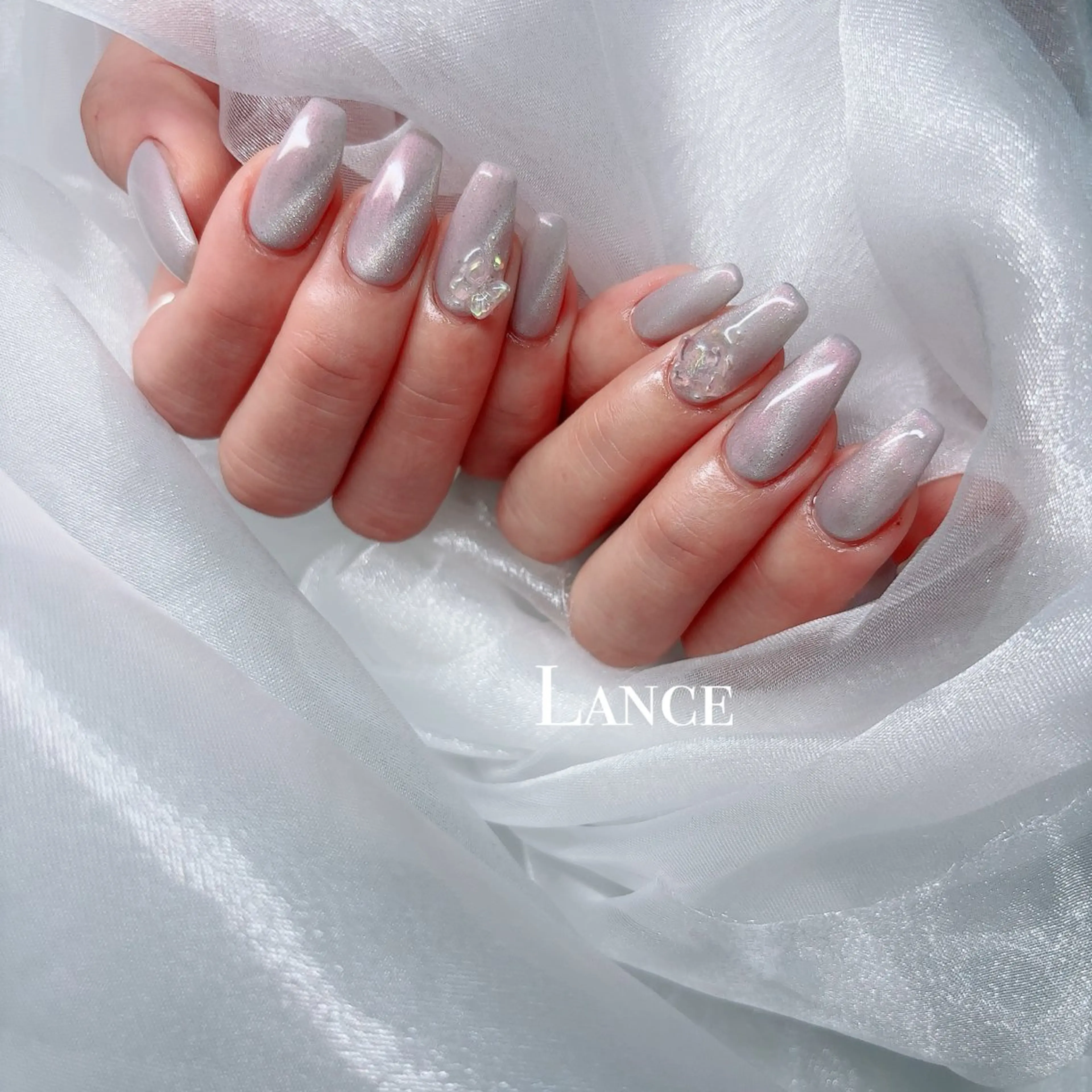 ネイル キラキラネイル 韓国ネイル 春ネイル ワンホンネイル 冬ネイル ハンドネイル Lance nailのネイルデザイン