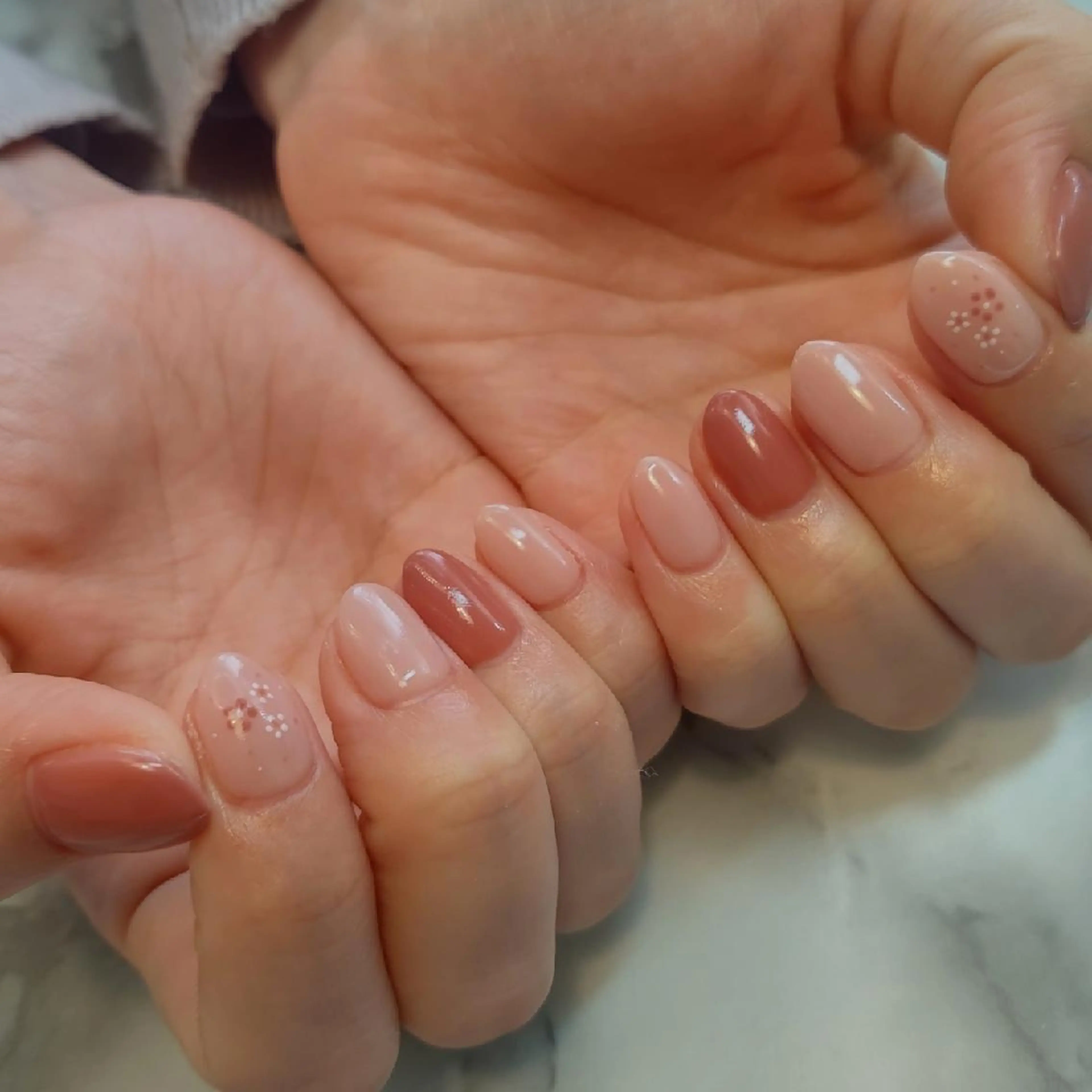 ネイル ジェヌインネイル 河内のネイルデザイン