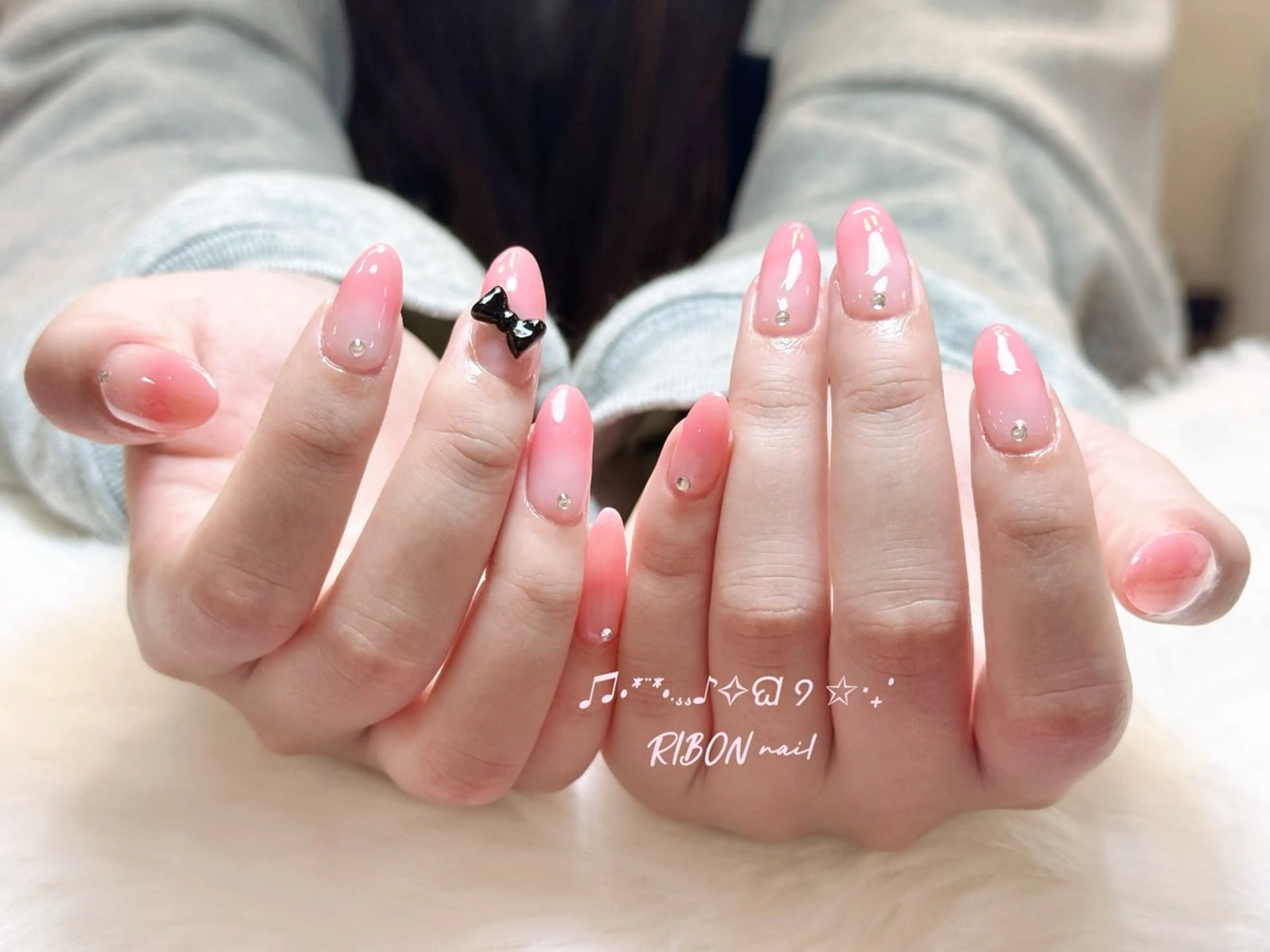 ネイル アートネイル 成人式 長さ出し キラキラネイル ロングネイル ハンドネイル RIBONネイルサロン所属・RIBON nail salonのネイルデザイン