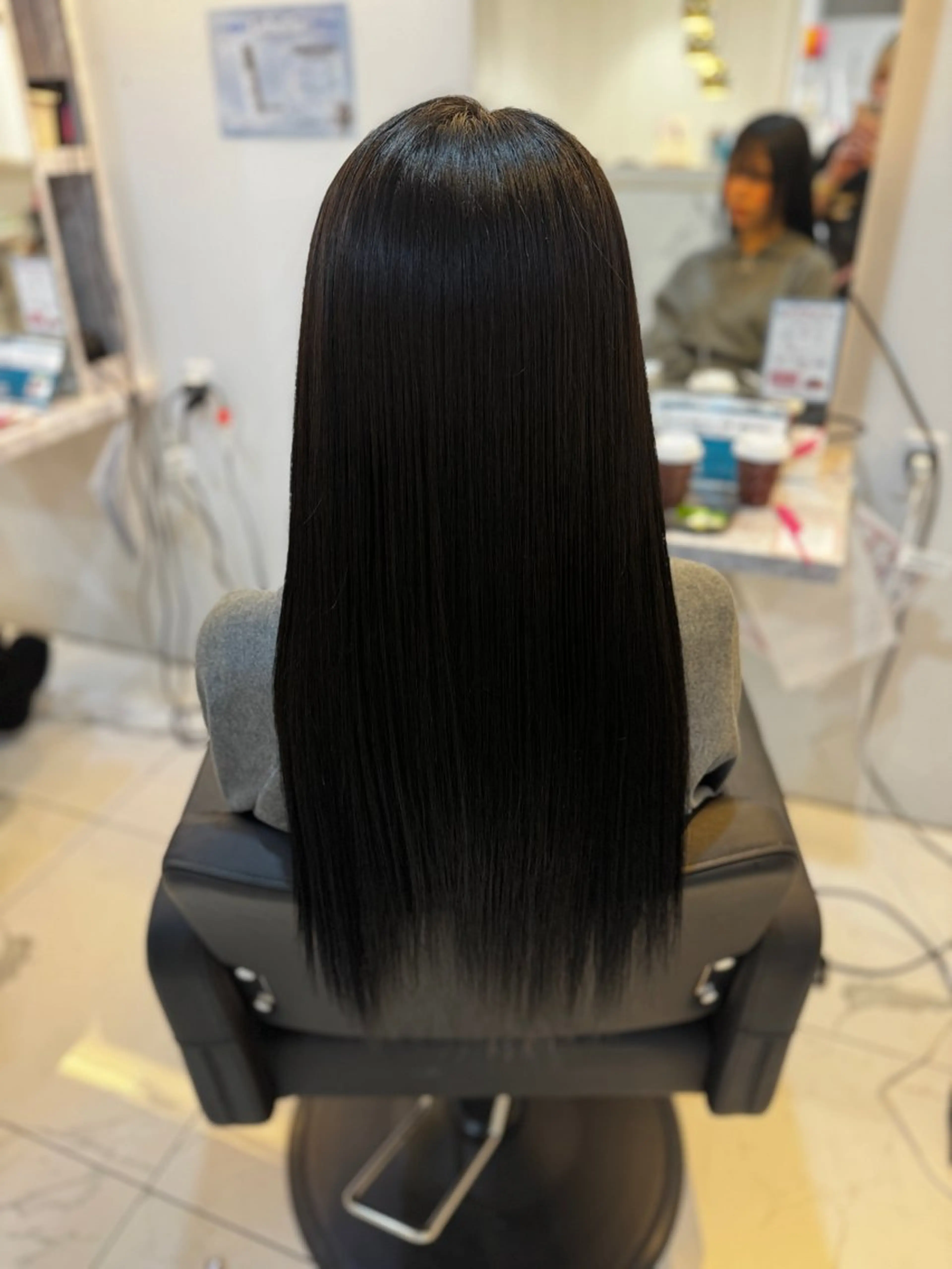 ロング カラー ヘアカラー Lee四ツ橋 Sakuraのヘアスタイル