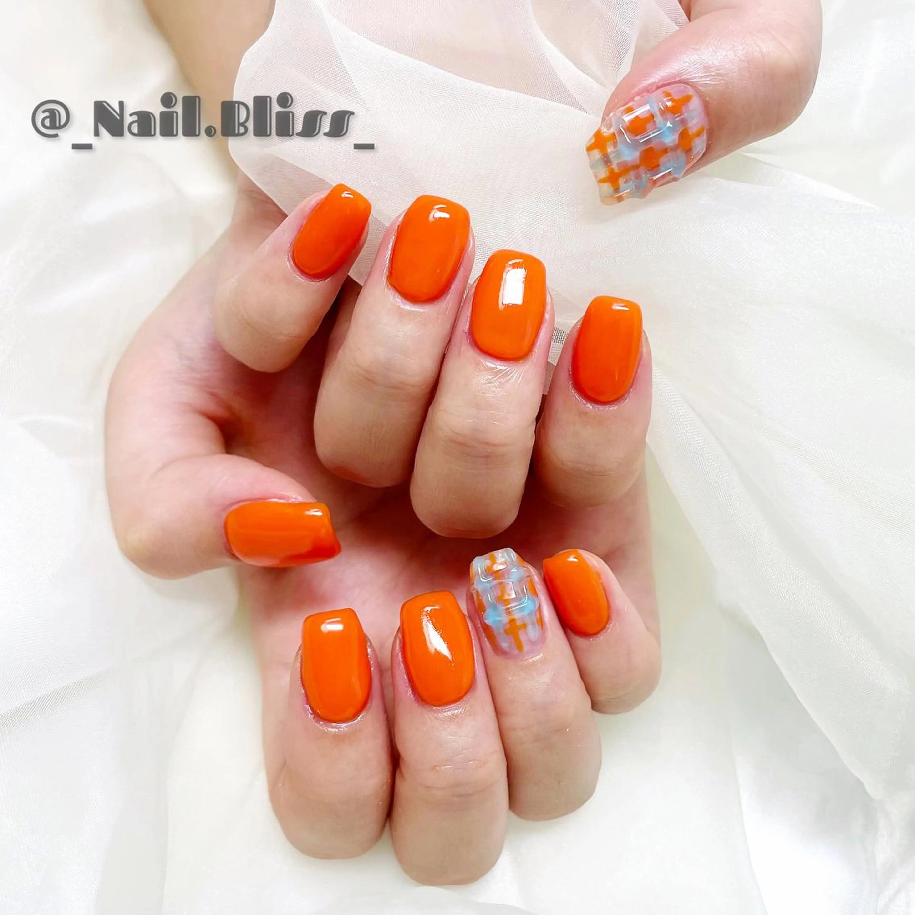ネイル オレンジ ぷっくりネイル ハンドネイル NAIL BLISSのネイルデザイン