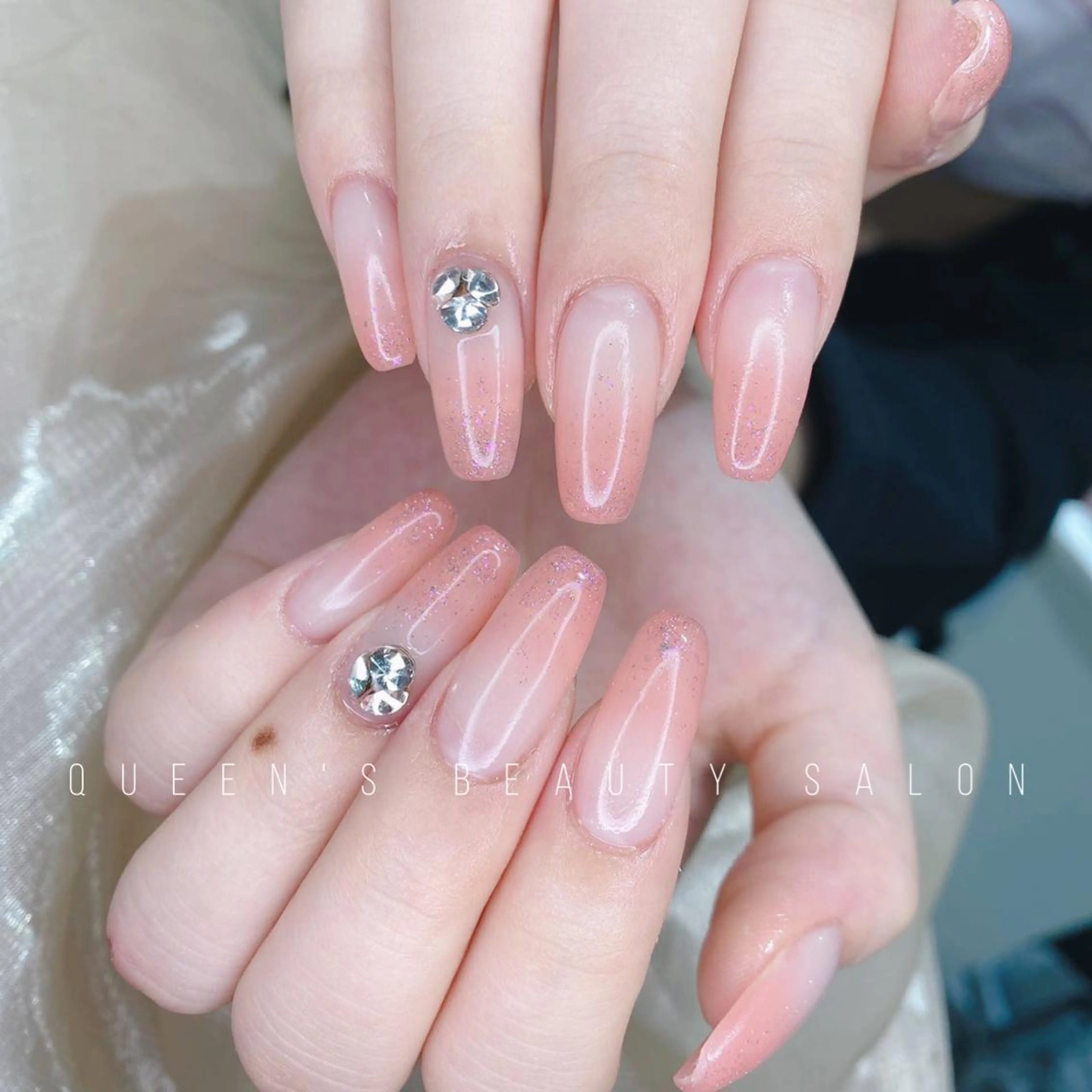 ネイル ハンドネイル Queens みなみのネイルデザイン