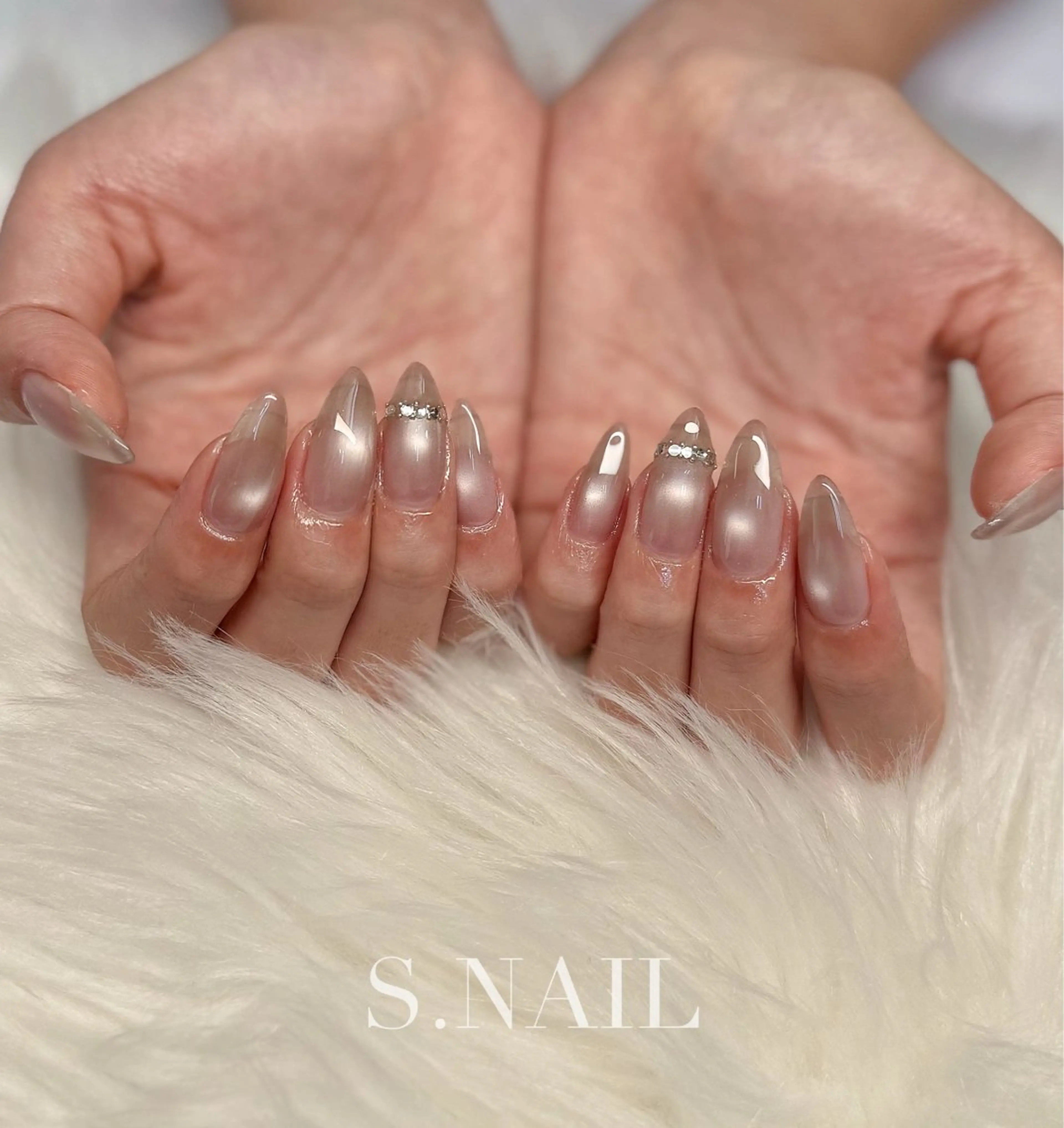 ネイル マグネットネイル ビー玉ネイル ハンドネイル S♡NAIL所属・S.NAIL Suuのネイルデザイン