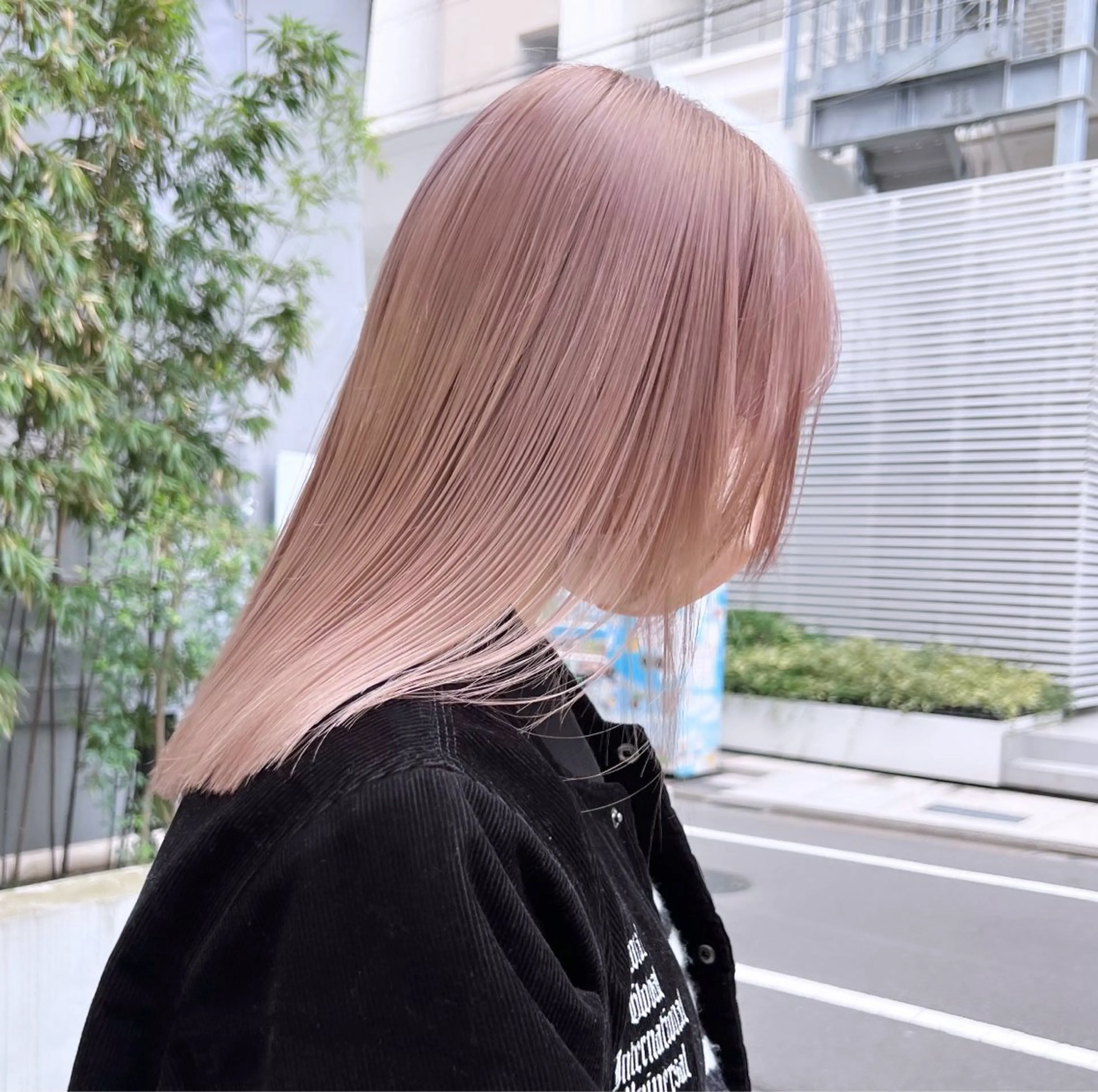 セミロング カラー ピンクカラー ヘアカラー トリートメント ムラ修正💎 艶髪ハイトーン💎のヘアスタイル