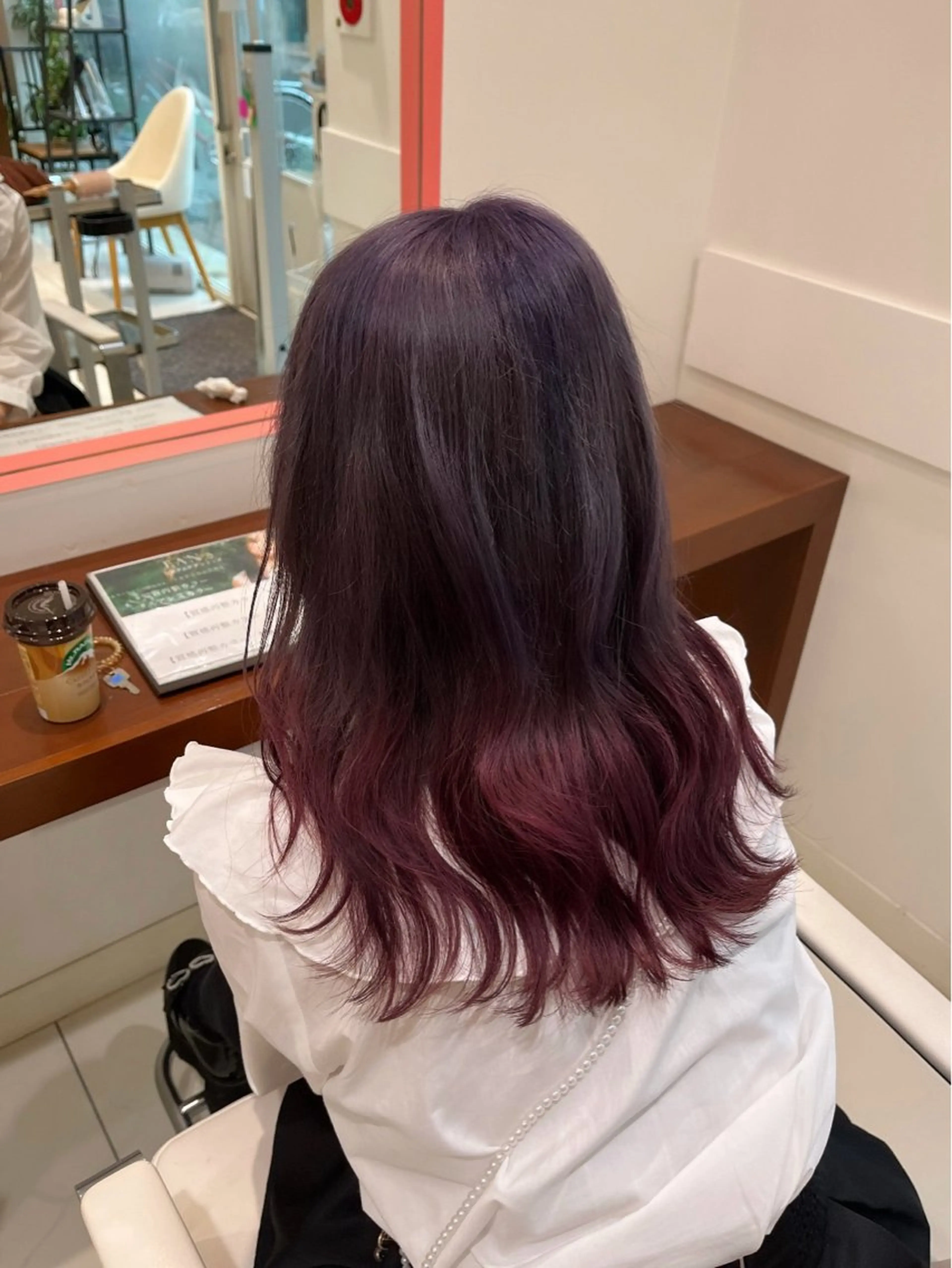 セミロング カラー 似合わせ 垢抜け🌟 AKINOのヘアスタイル