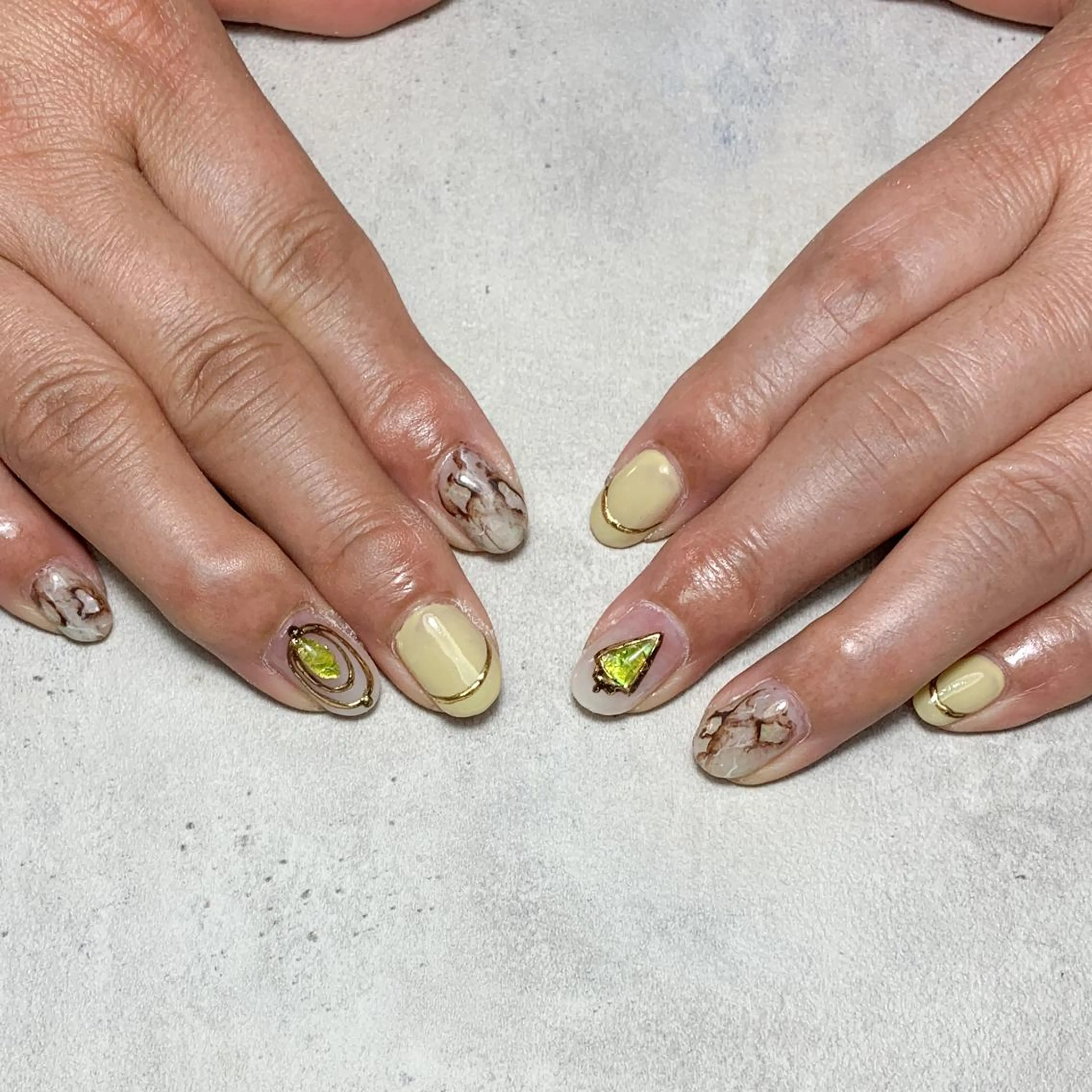 ネイル atelier FIORITURA所属・FIORITURA aiのネイルデザイン