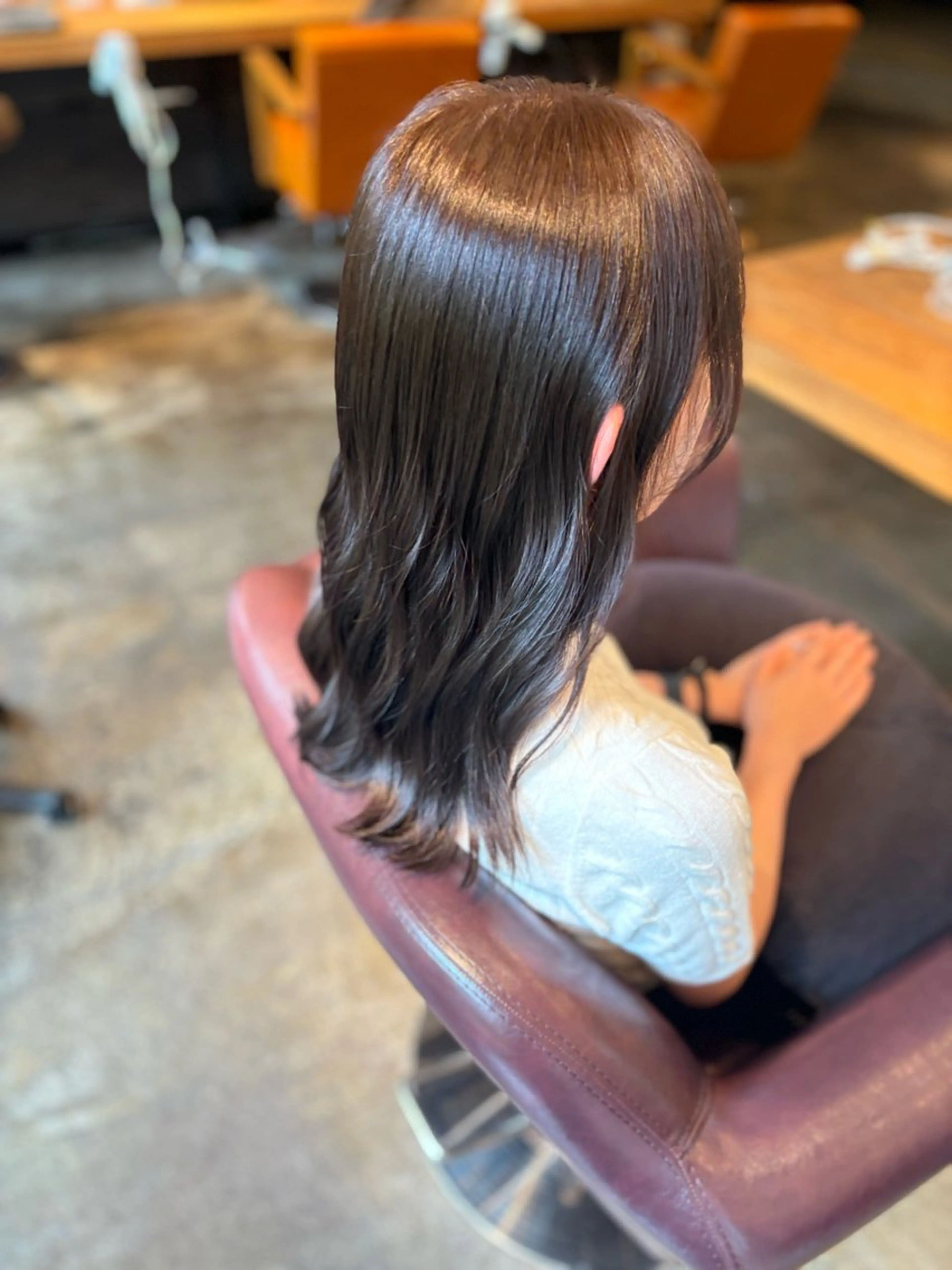 セミロング カラー ベージュカラー オリーブベージュ 髪質改善カラー ブラウン🤎YUMEのヘアスタイル