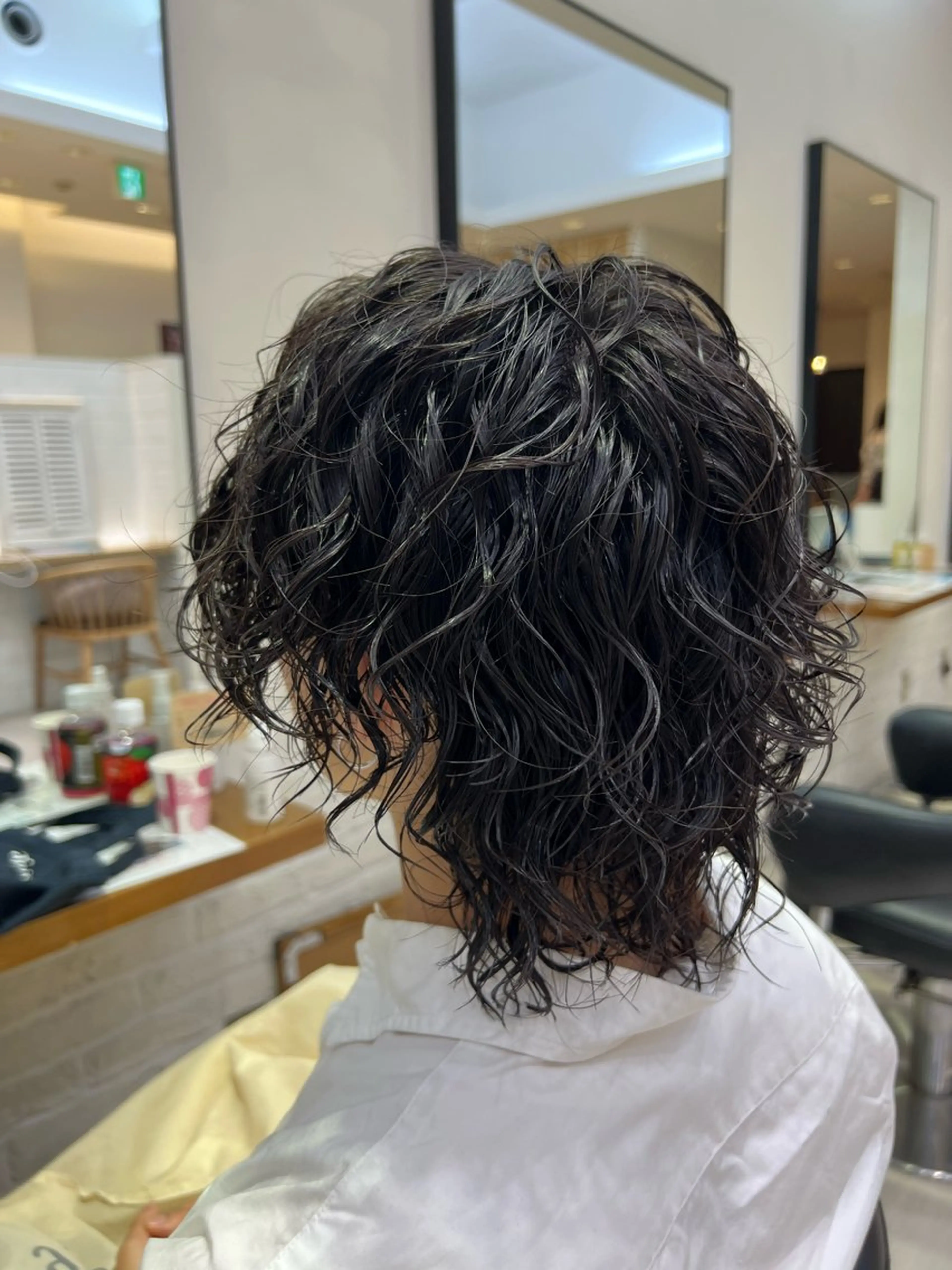 ミディアム メンズパーマ 岩成健志郎のヘアスタイル