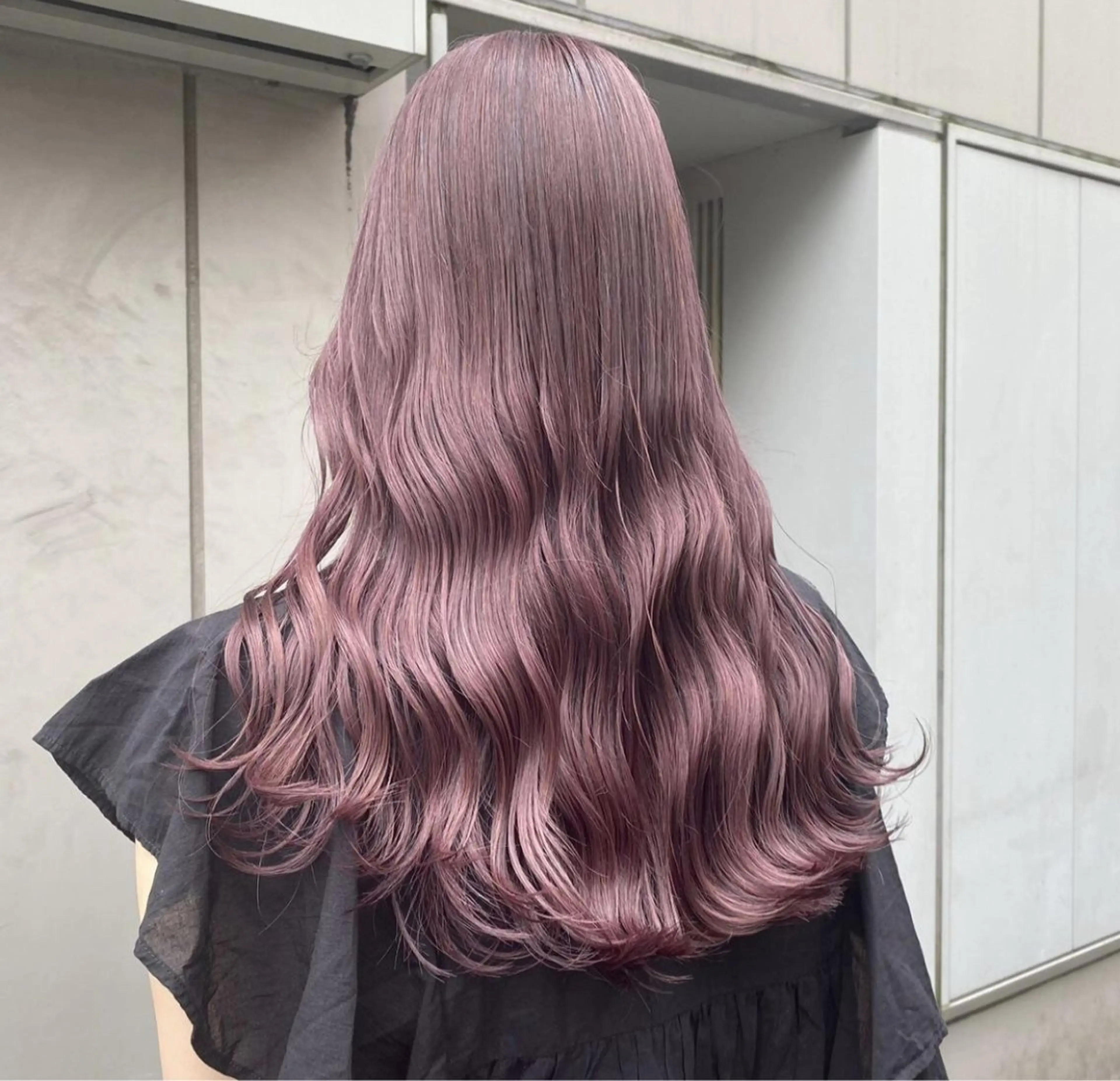 ロング カット ヘアカラー トリートメント 韓国ヘア/ブリーチ無 しWカラー/オリーブのヘアスタイル