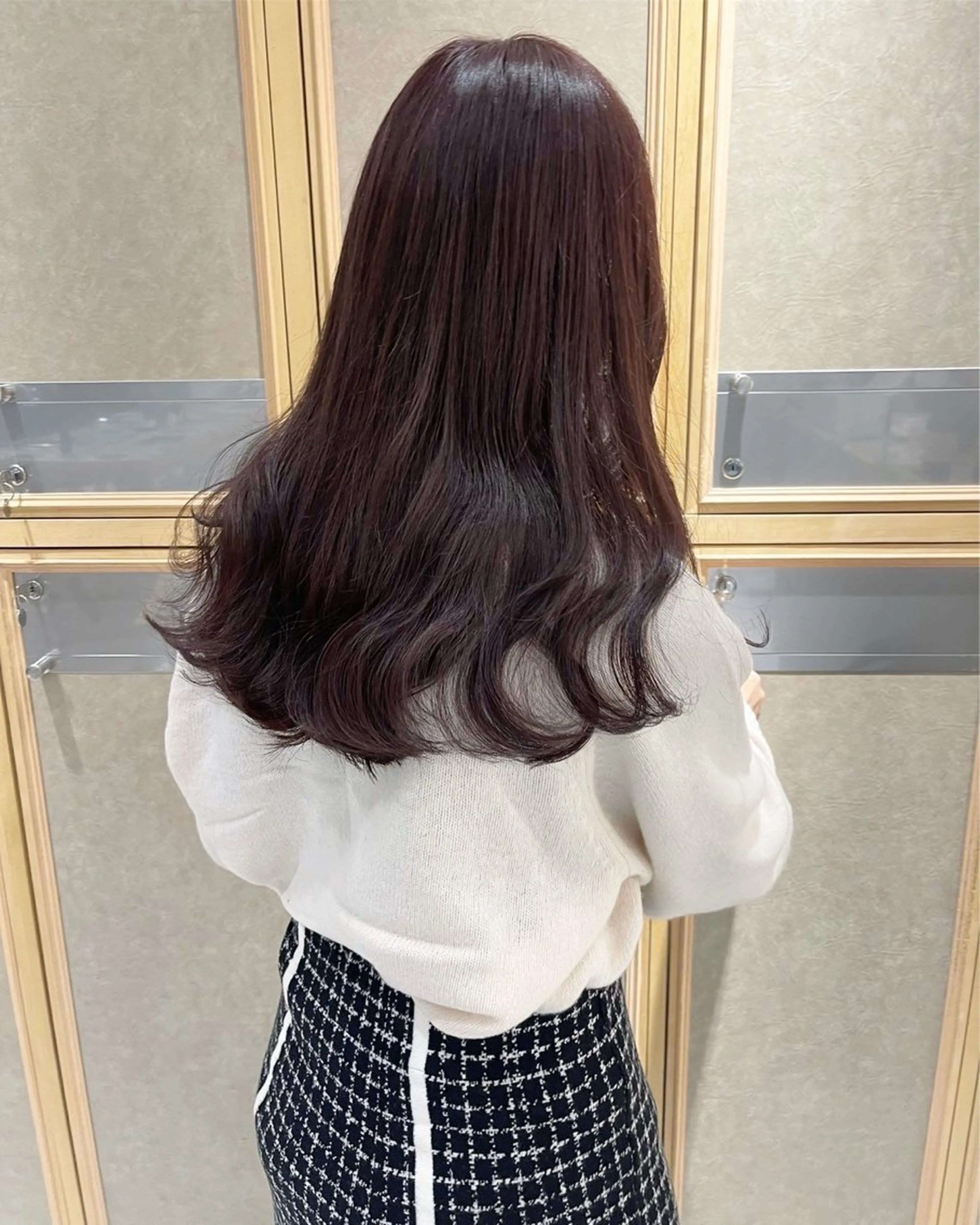 ロング 暗髪🐈‍⬛艶髪☔︎ 愛弥のヘアスタイル
