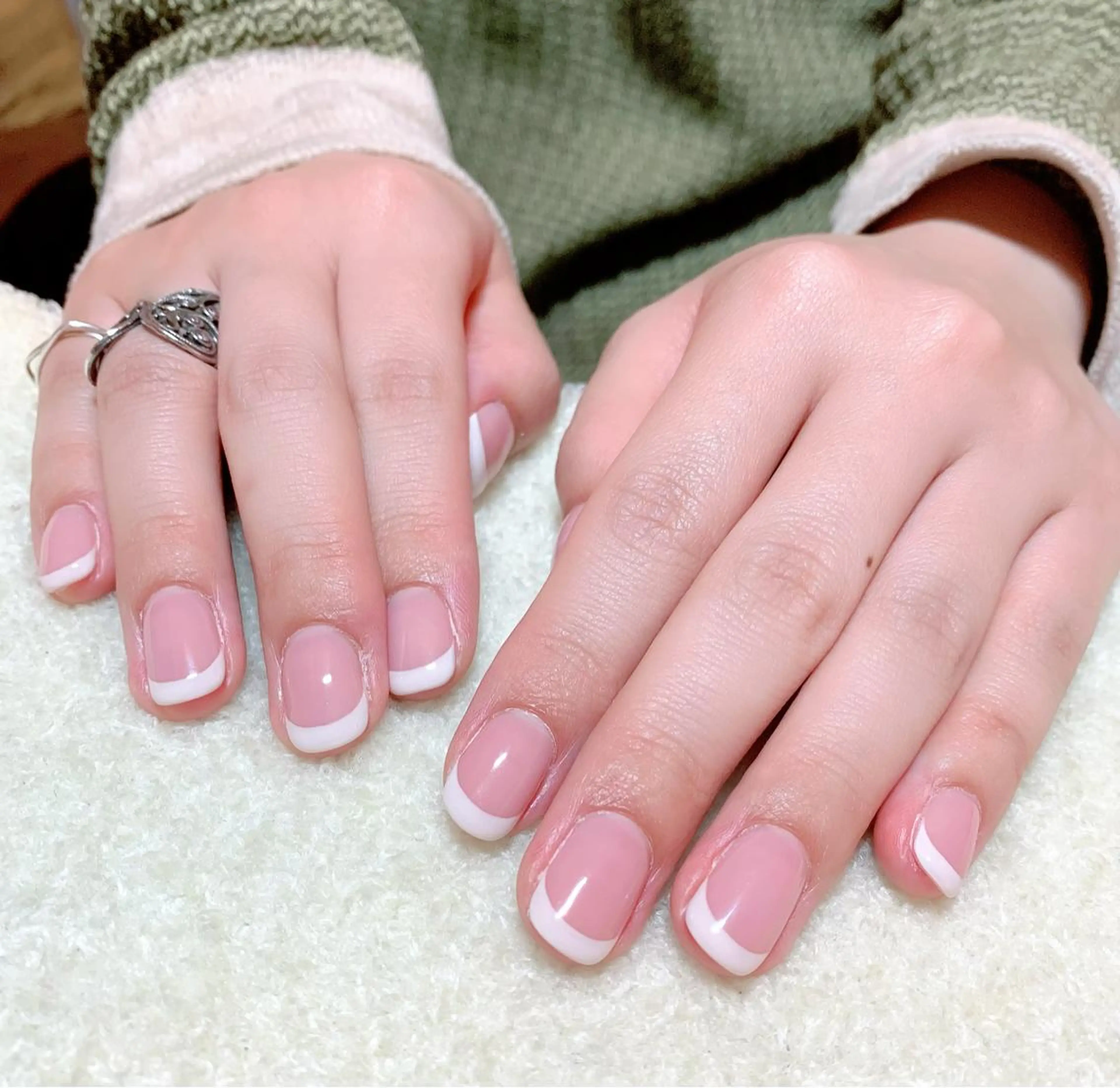 ネイル フレンチネイル ワンカラーネイル ハンドネイル ネイルパレス所属・ネイルパレス【デザ イン/恵比寿】のネイルデザイン