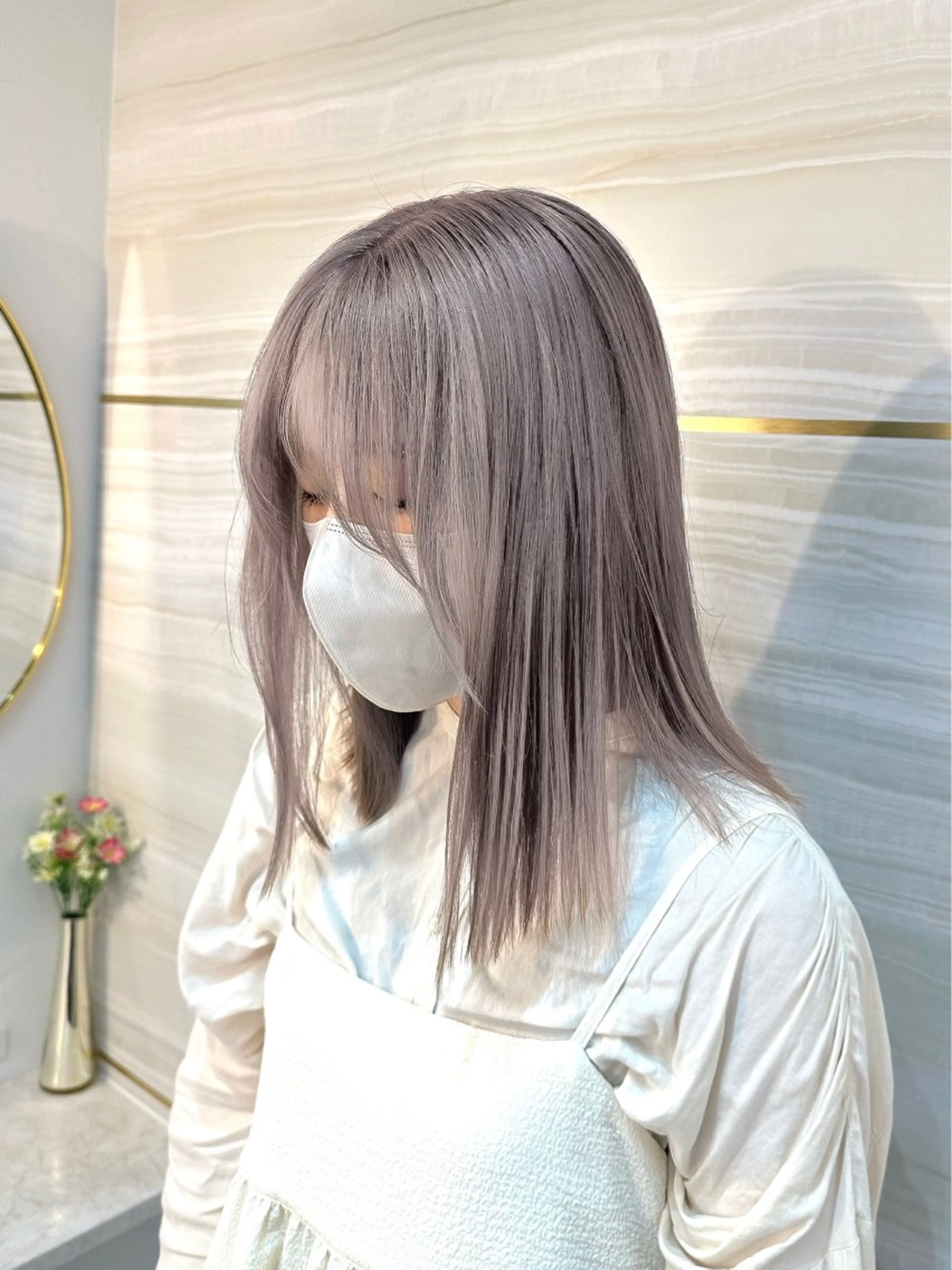 セミロング カラー パーマ ヘアアレンジ メンズ メンズブリーチ アッシュ ベージュカラー ブリーチ ミルクティーベージュ ヘアカラー トリートメント elubylovis 🌼YUI🌿のヘアスタイル