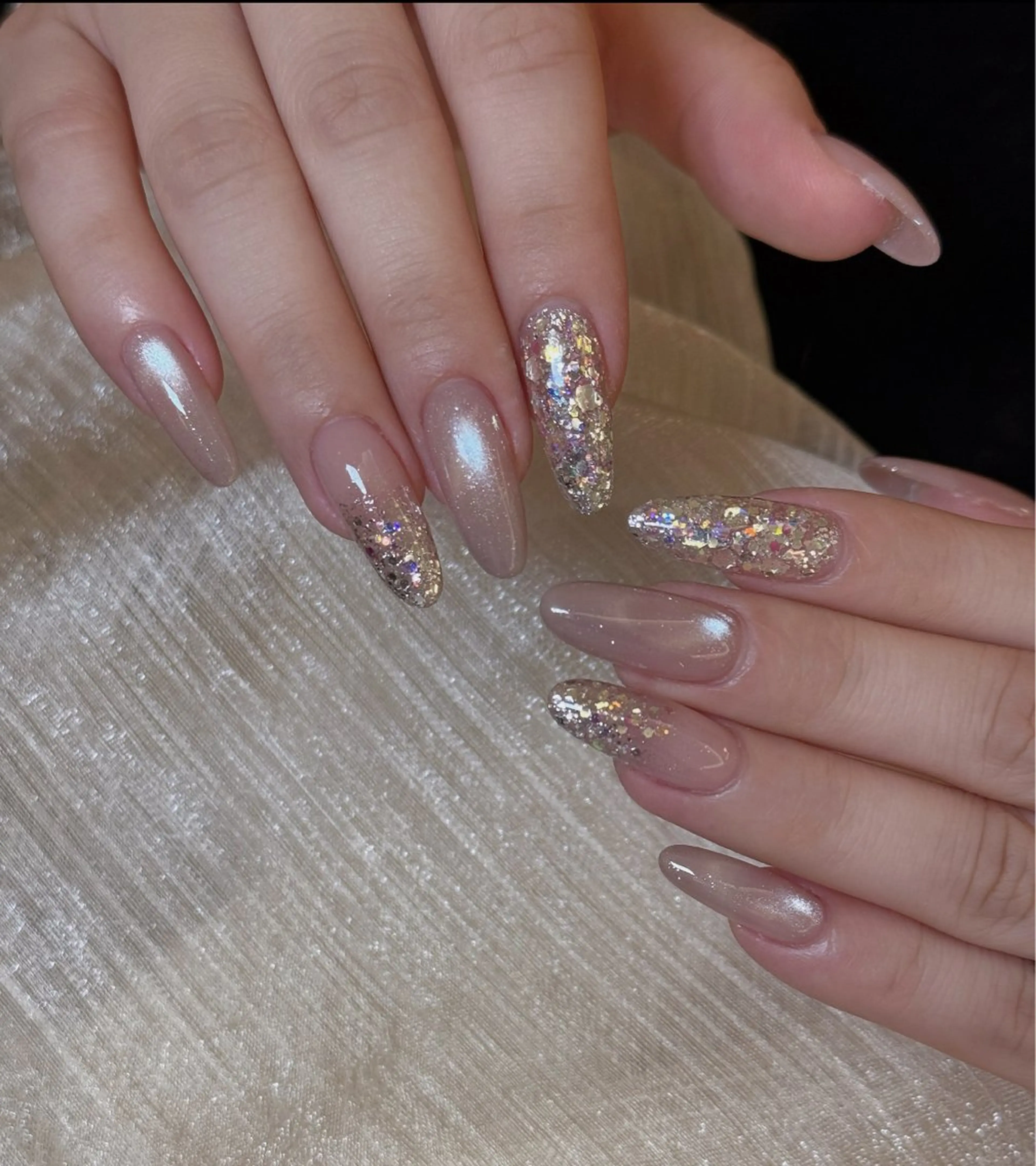 ネイル ハンドネイル Maggie チョウチョウのネイルデザイン