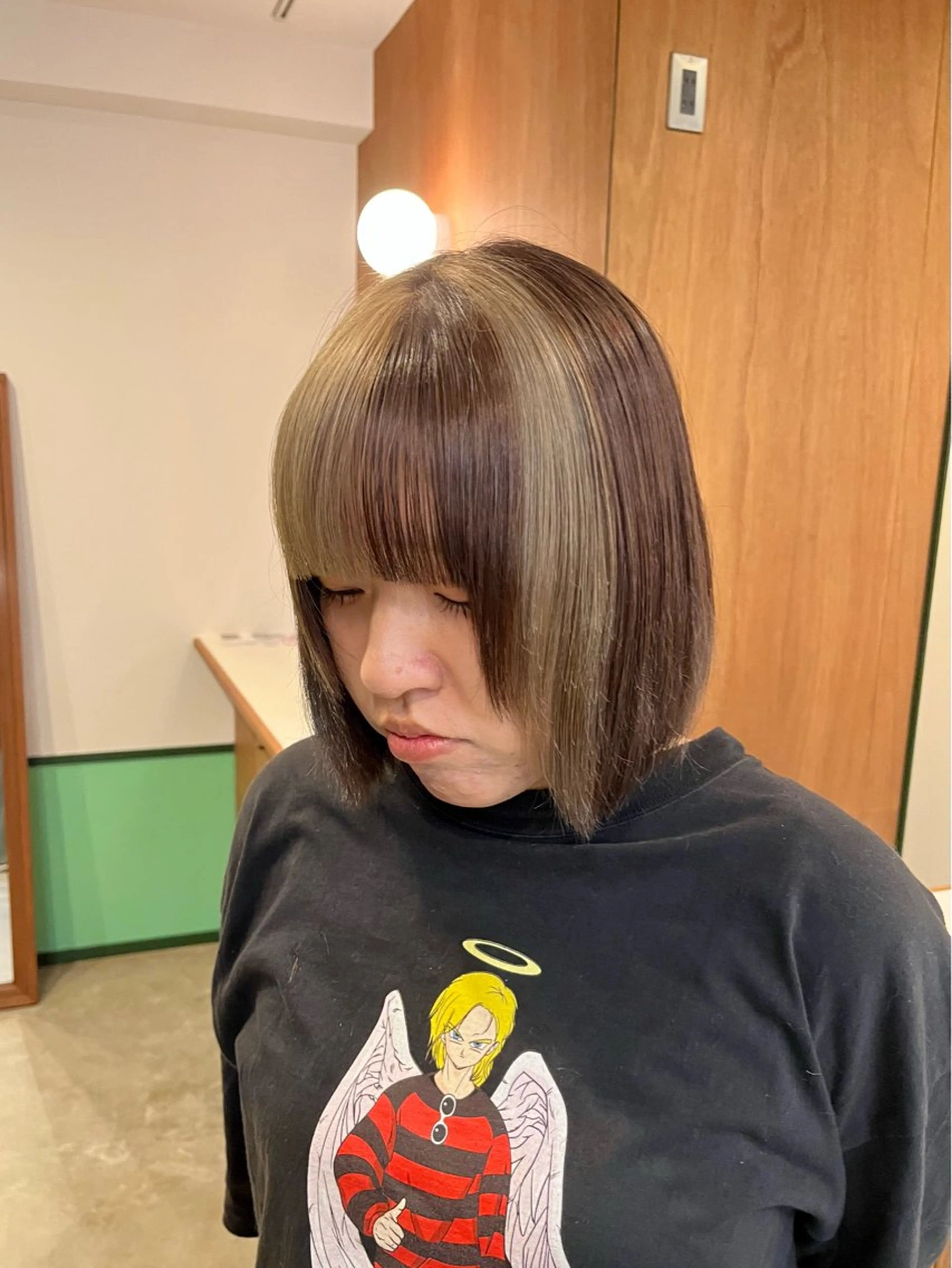 ショート ヘアカラー LOBBY HIMERIのヘアスタイル