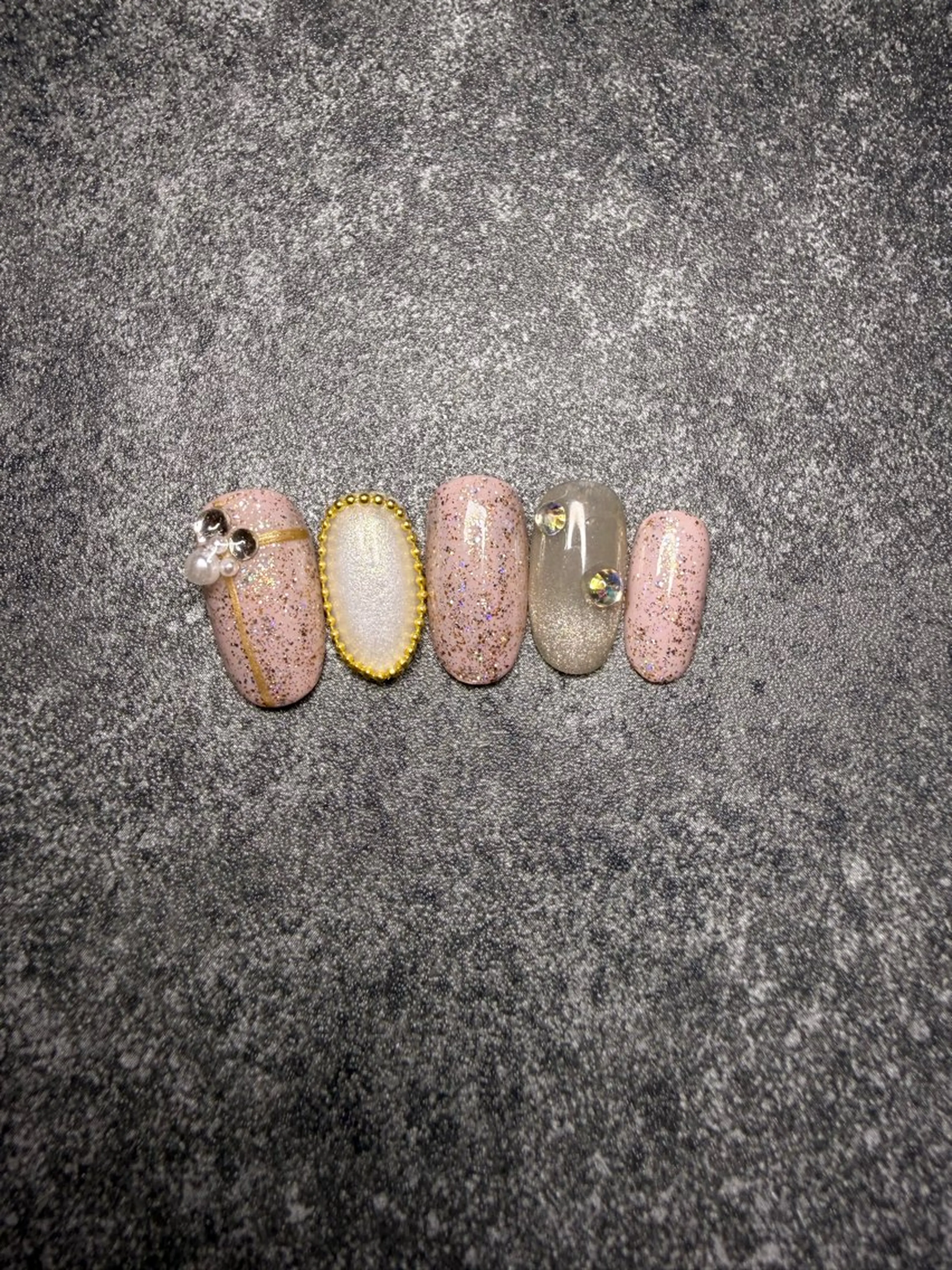 ネイル Kogaolash所属・Oohira Minaのネイルデザイン