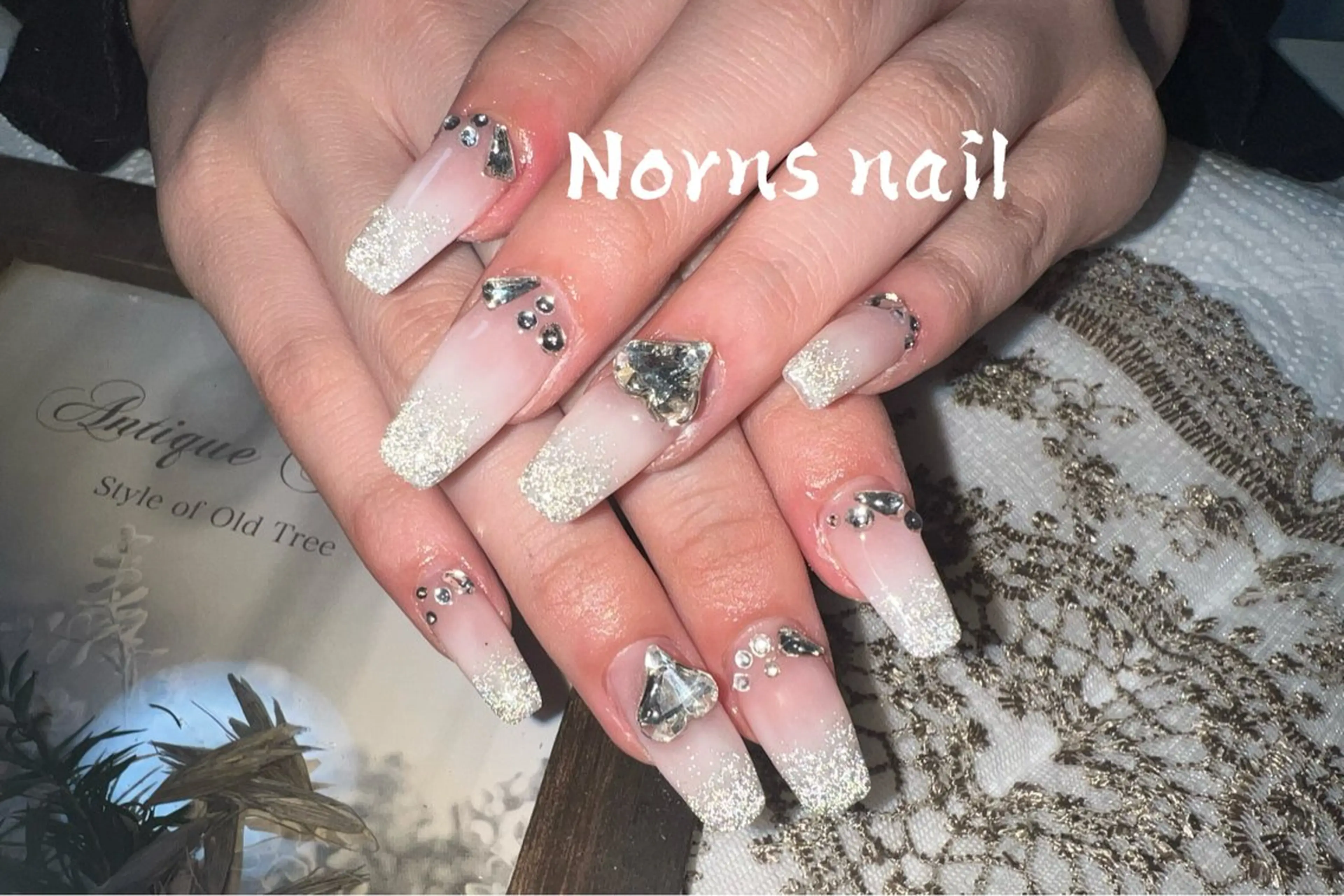 ネイル Norns nail (猫いるサロン🐈)のネイルデザイン