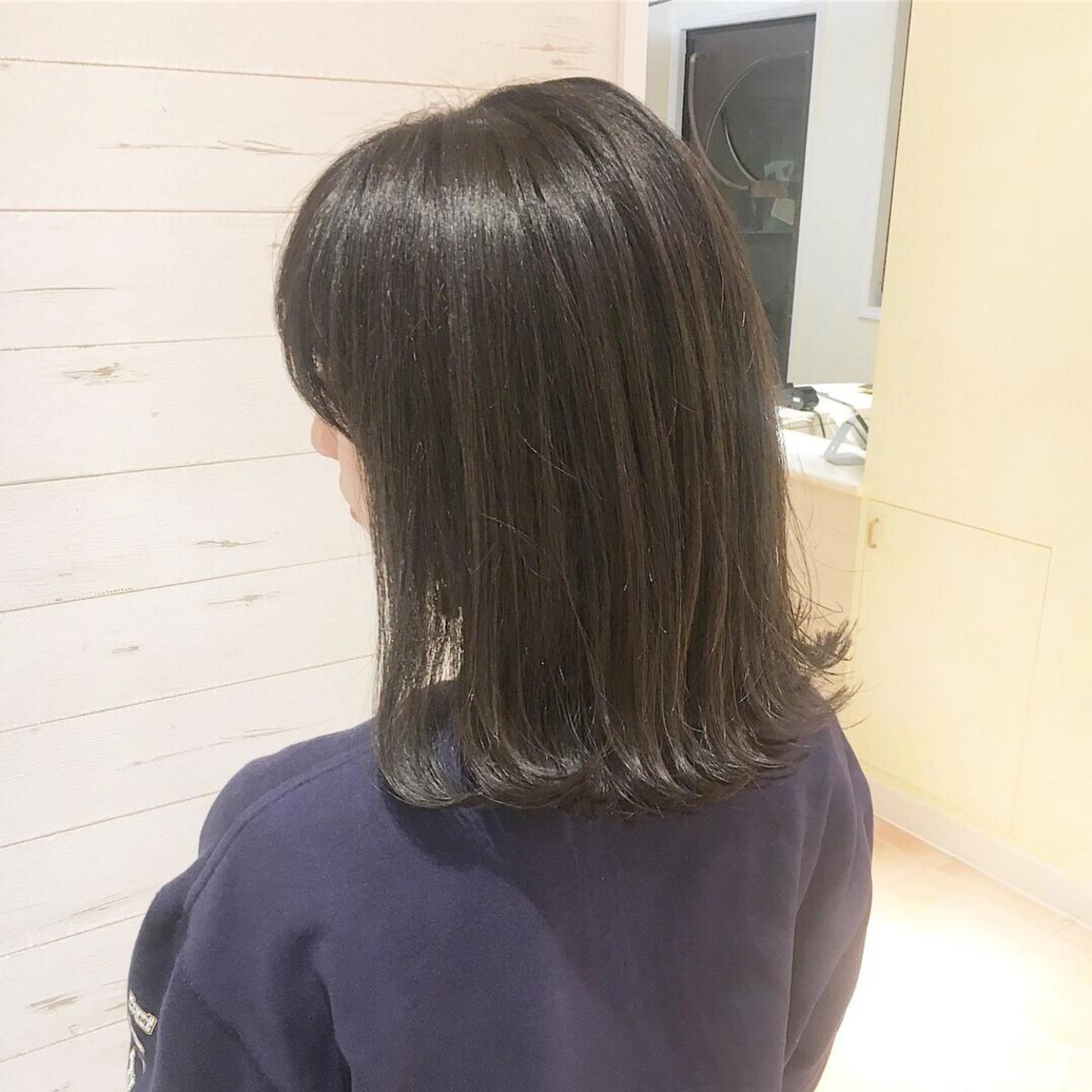 ミディアム ミヤザキ タクトのヘアスタイル