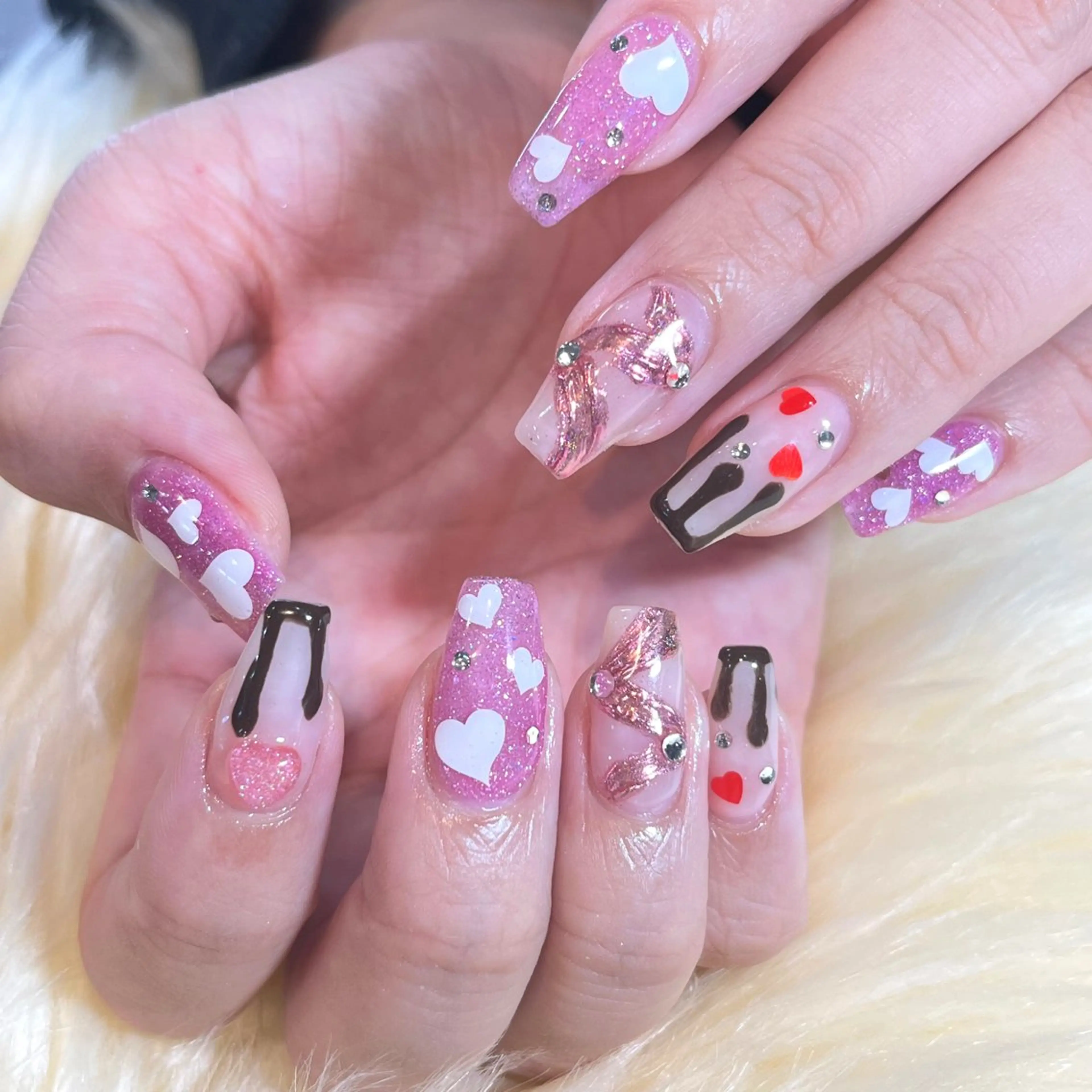 ネイル ハンドネイル Betty ✶のマツエク・マツパデザイン