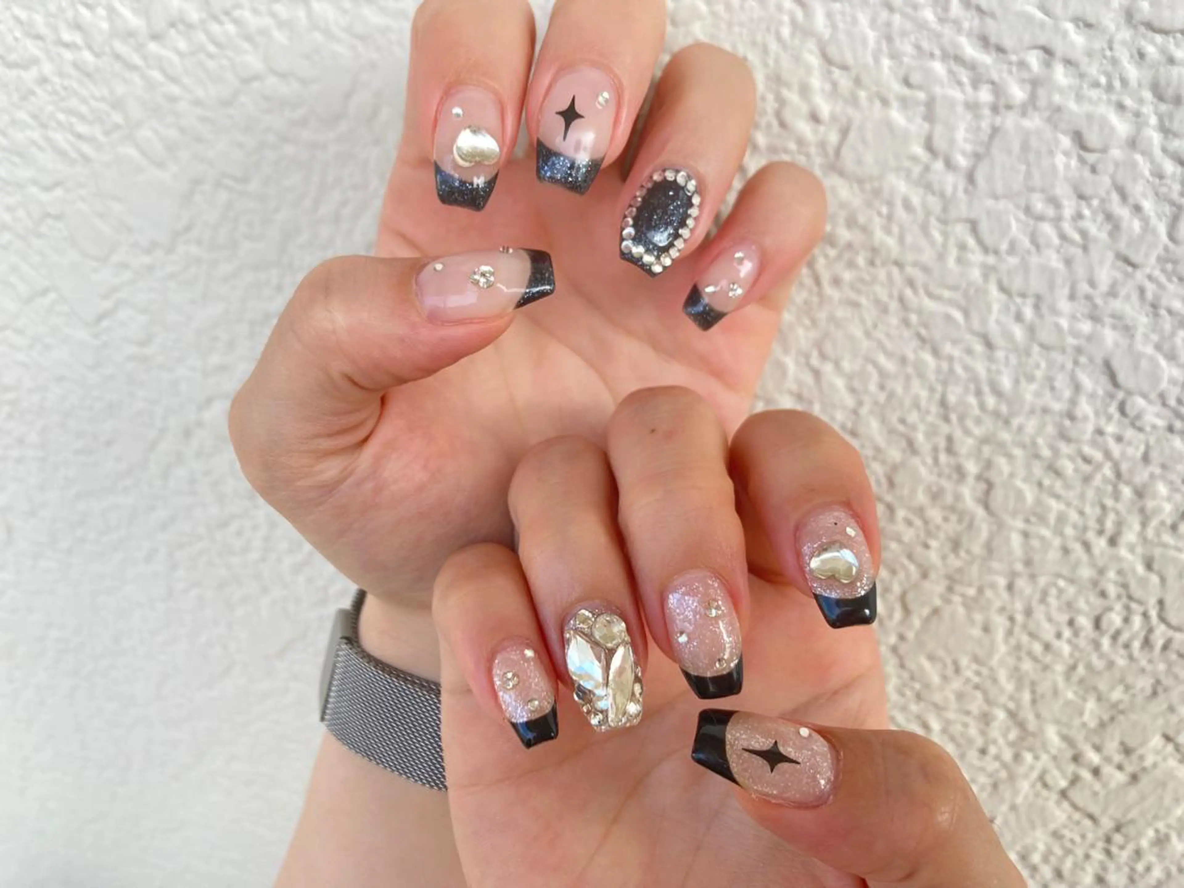 ミディアム ネイル ハンドネイル フットネイル ✴︎ Delightのネイルデザイン
