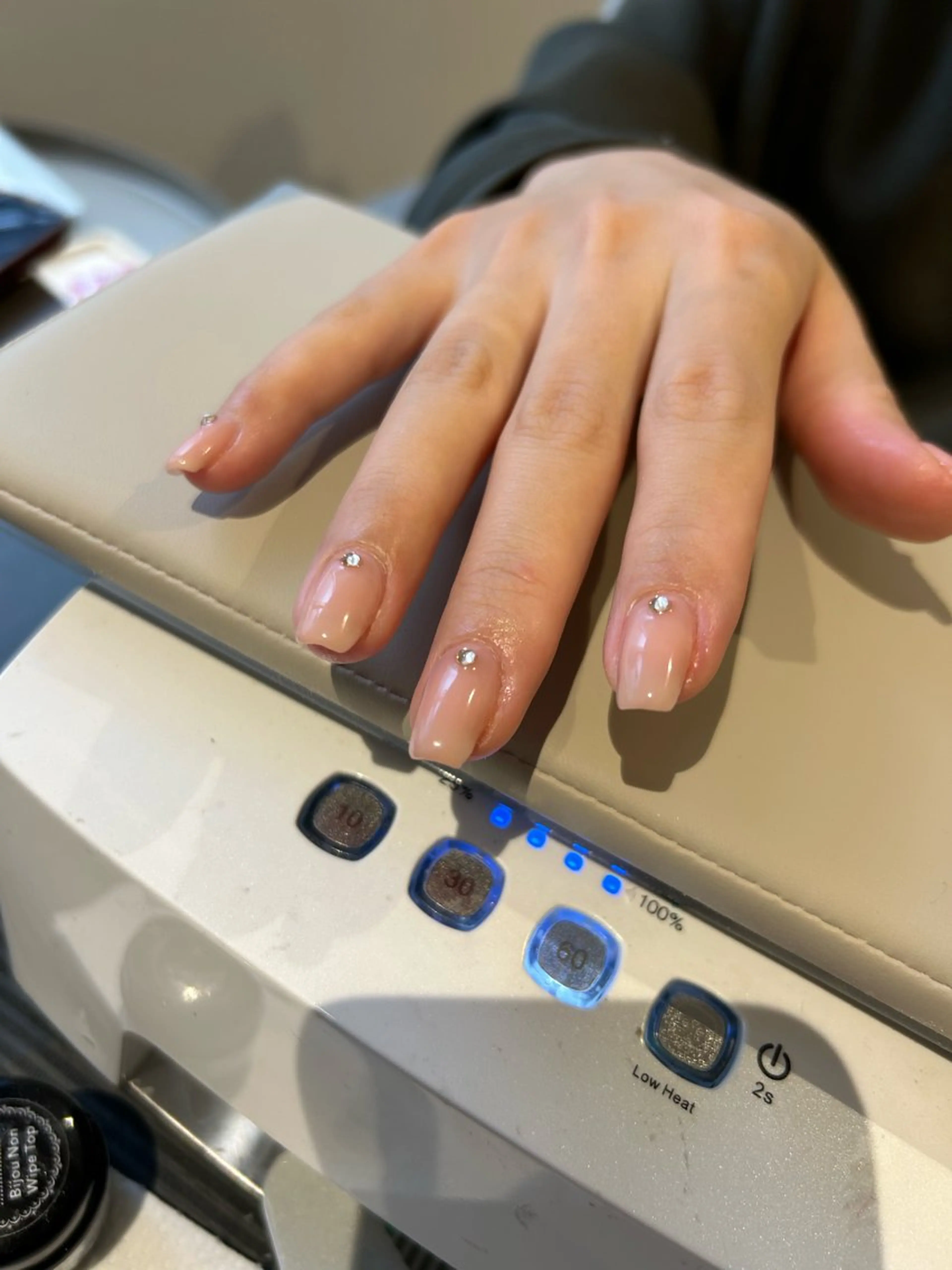 ネイル ハンドネイル VIE&VENUS所属・やまだ しおりのネイルデザイン