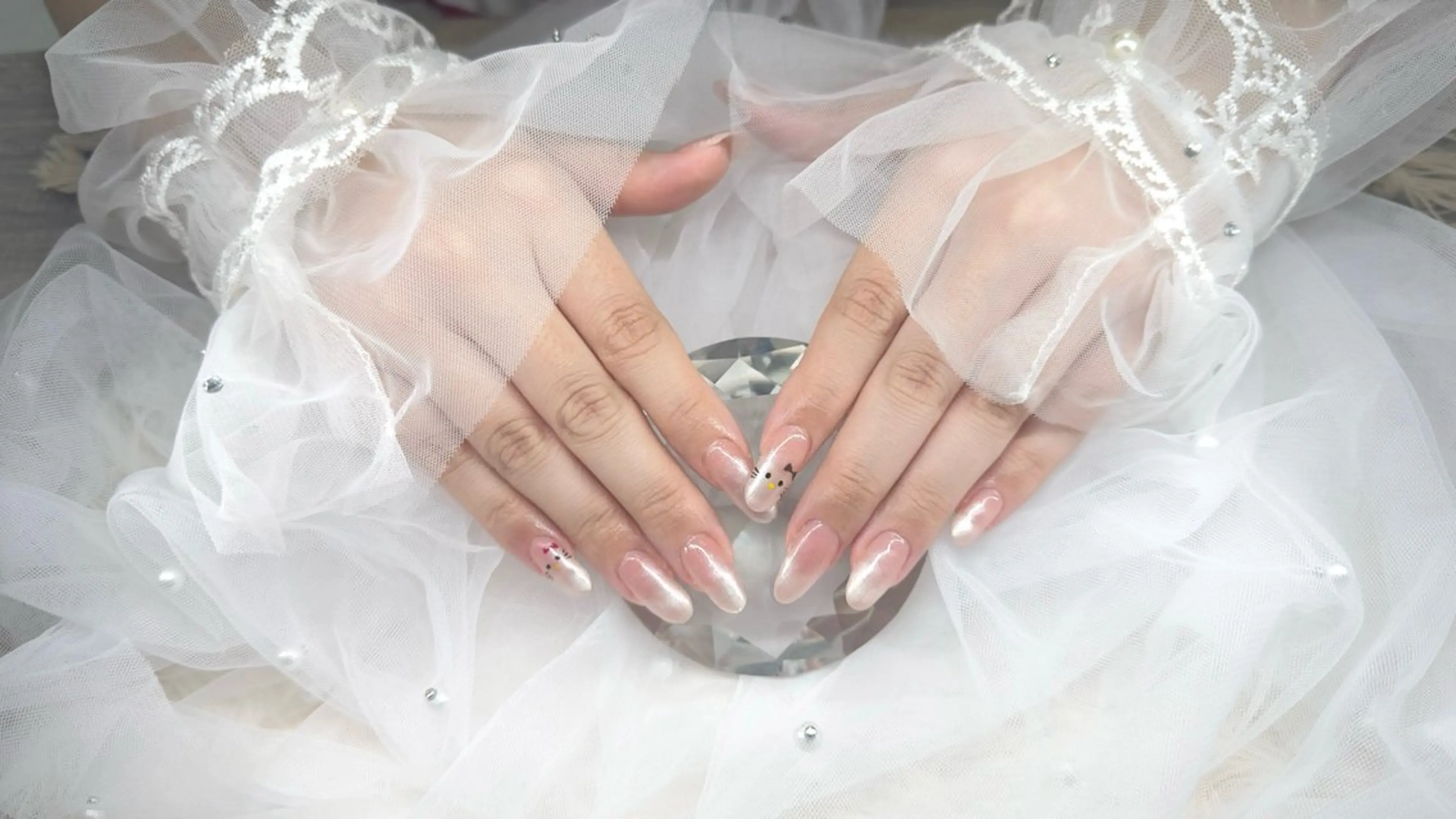 ネイル private salon le'a所属・le'a スタッフのネイルデザイン