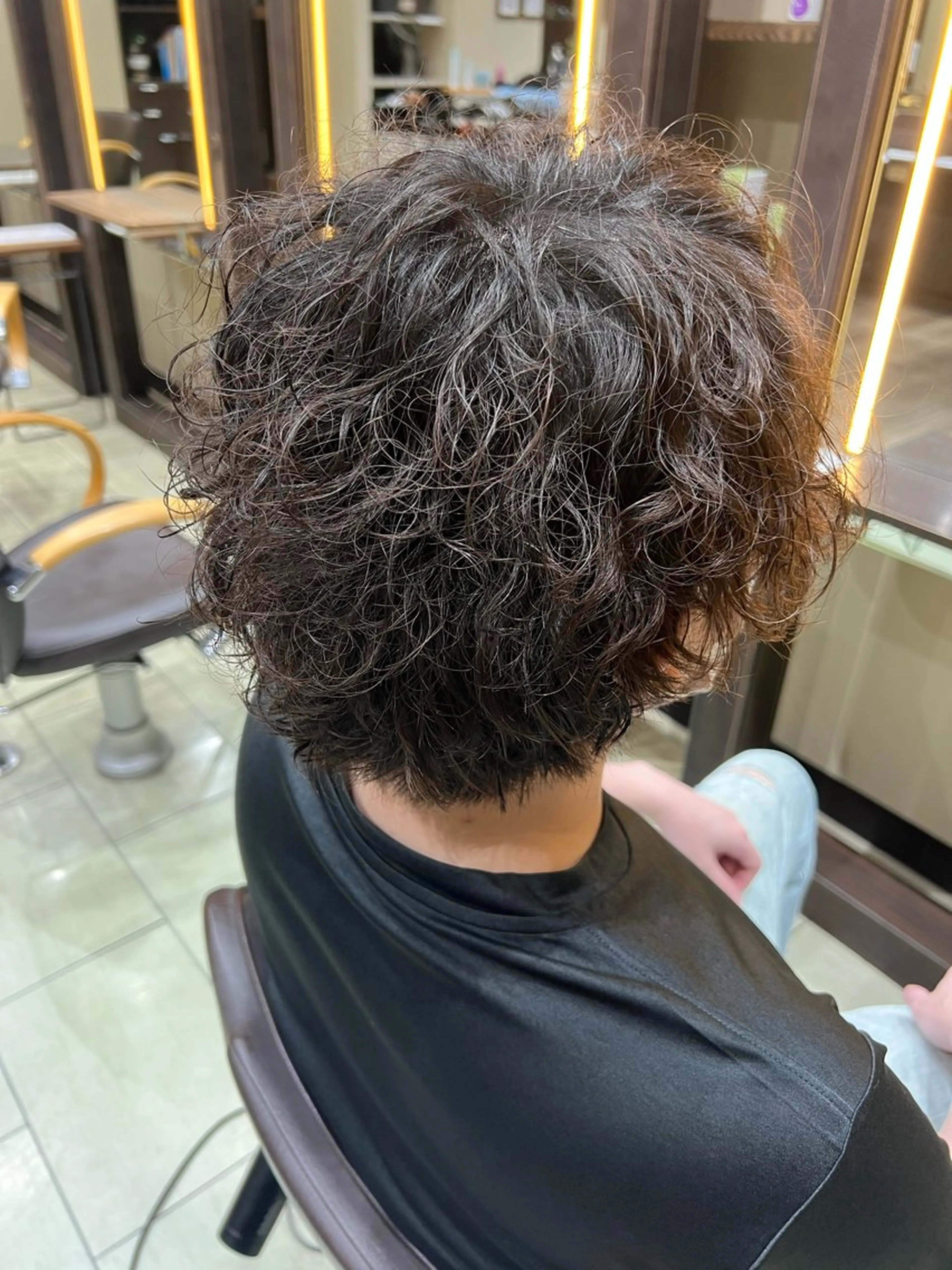 ミディアム メンズ ミディアムパーマ メンズパーマ MEN'S salon HYPE 三宮 メンズカット/パーマ/ハイライト/眉毛ワックスMAP所属・吉田 健吏のヘアスタイル