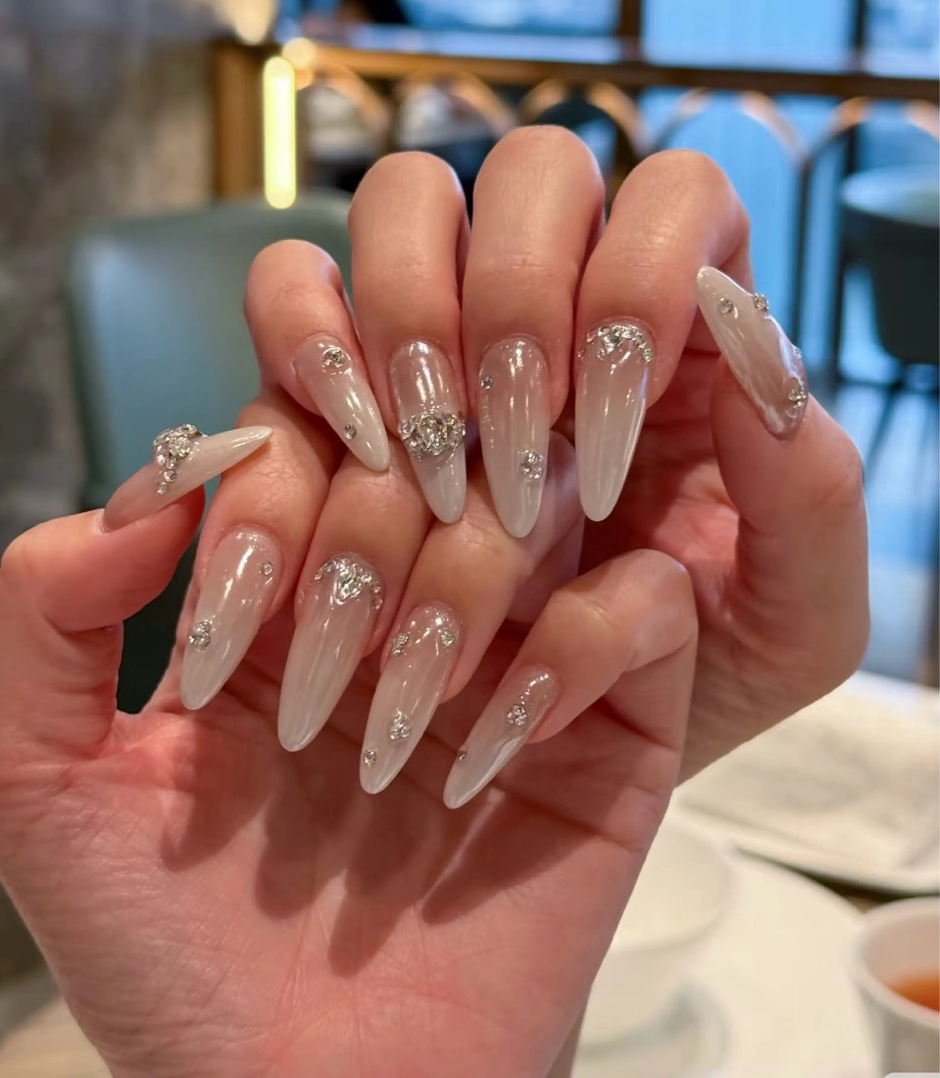 ネイル オーロラネイル フラワーネイル フットネイル フレンチネイル ジェルネイル ハンドネイル BabyYouMi nailのネイルデザイン