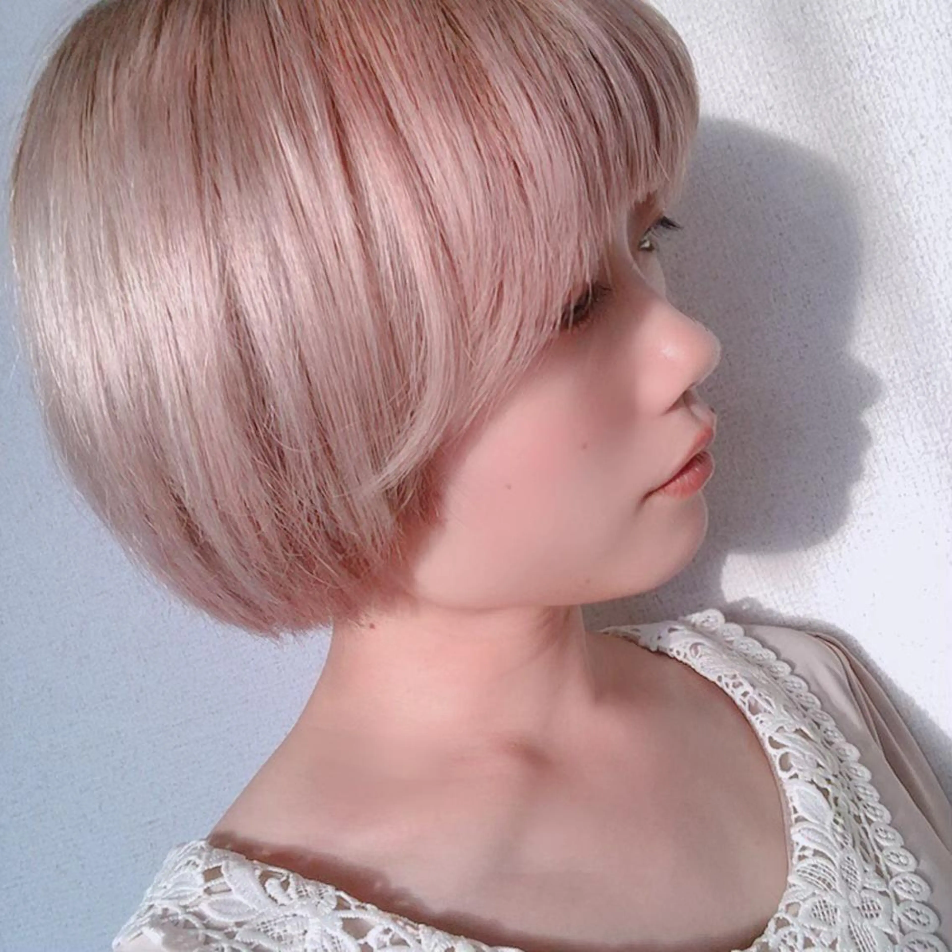 カラー ブリーチ 小岸 竜のヘアスタイル