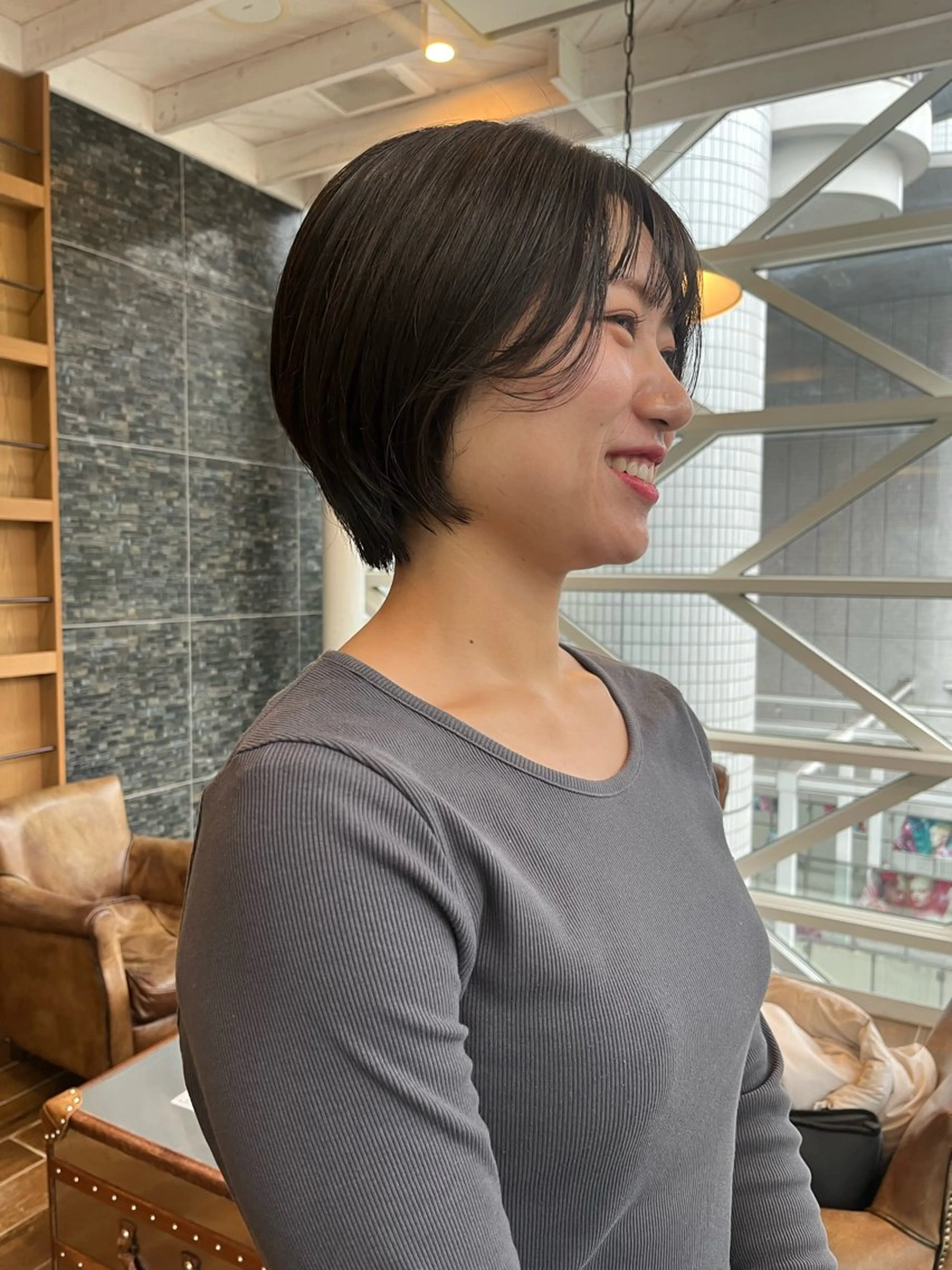 ショート カラー カット 松野 心音のヘアスタイル