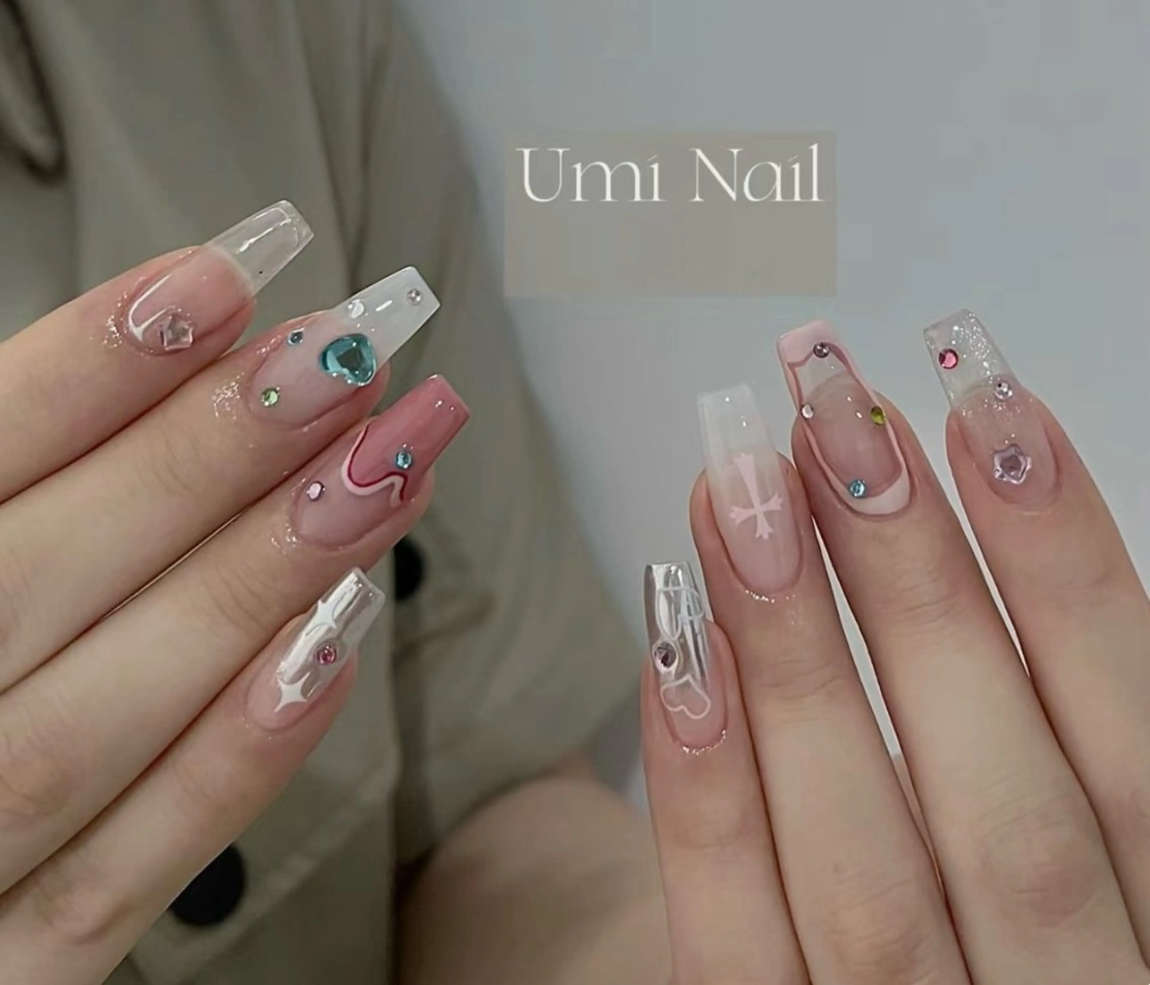 ネイル アートネイル ジェルネイル グラデーション ミラーネイル 持ち込み フットネイル LUXE NAIL SALONのネイルデザイン