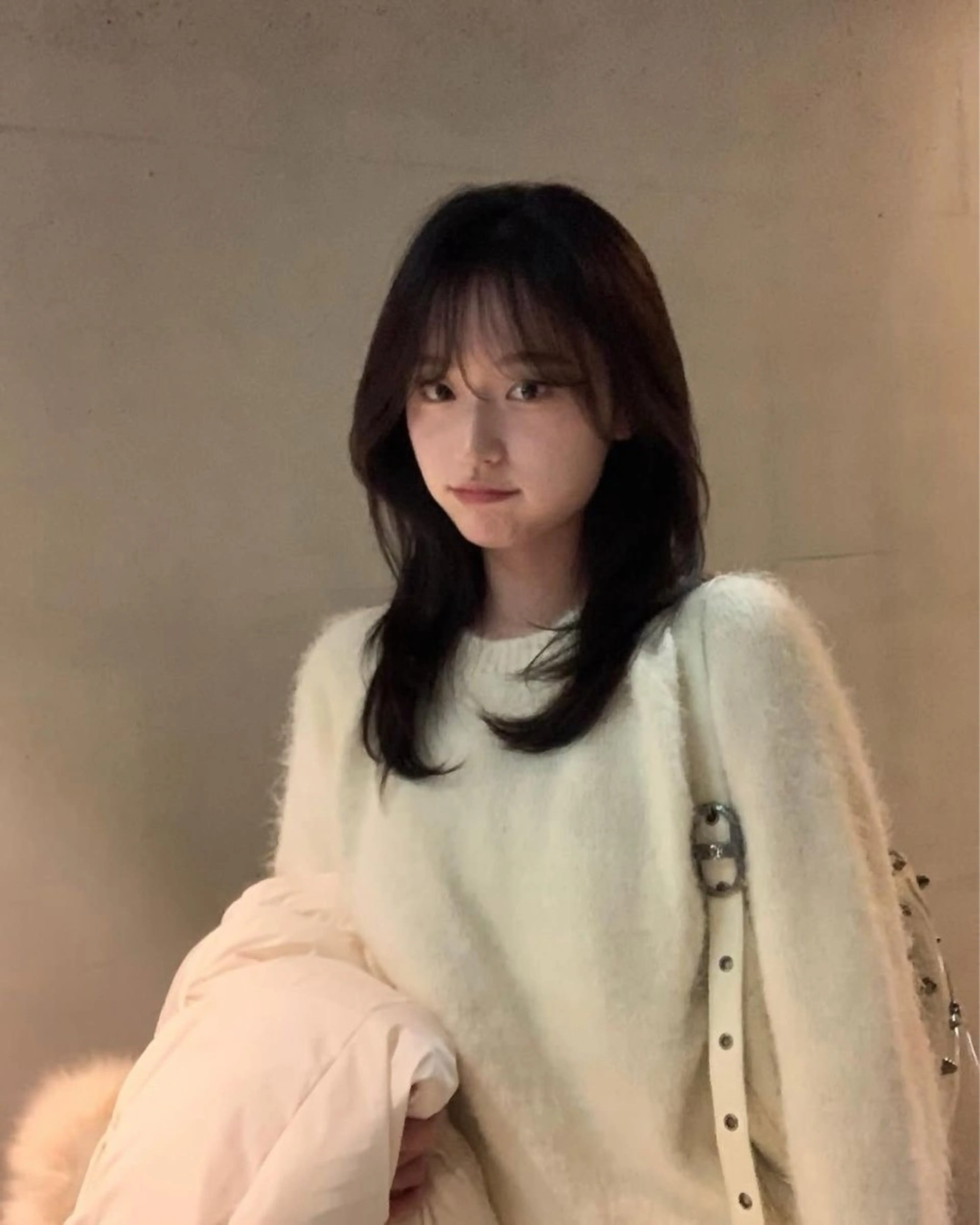 ミディアム カラー カット ヘアカラー トリートメント 莉乃/縮毛矯正/髪質 改善/艶カラーのヘアスタイル