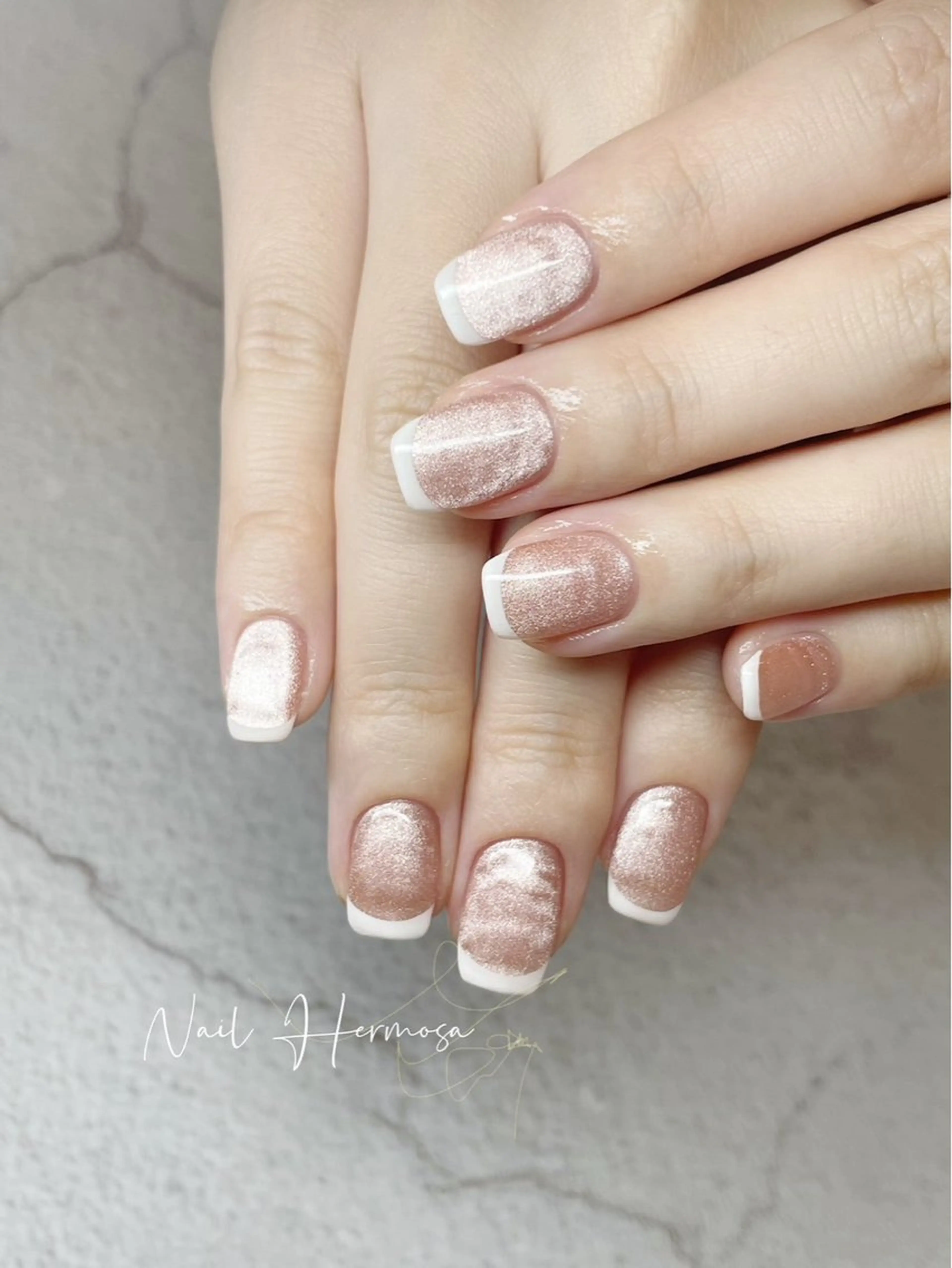 ネイル 長さ出し フラッシュネイル フットネイル ジェルネイル マグネットネイル ハンドネイル エルモサ YURIKAのネイルデザイン