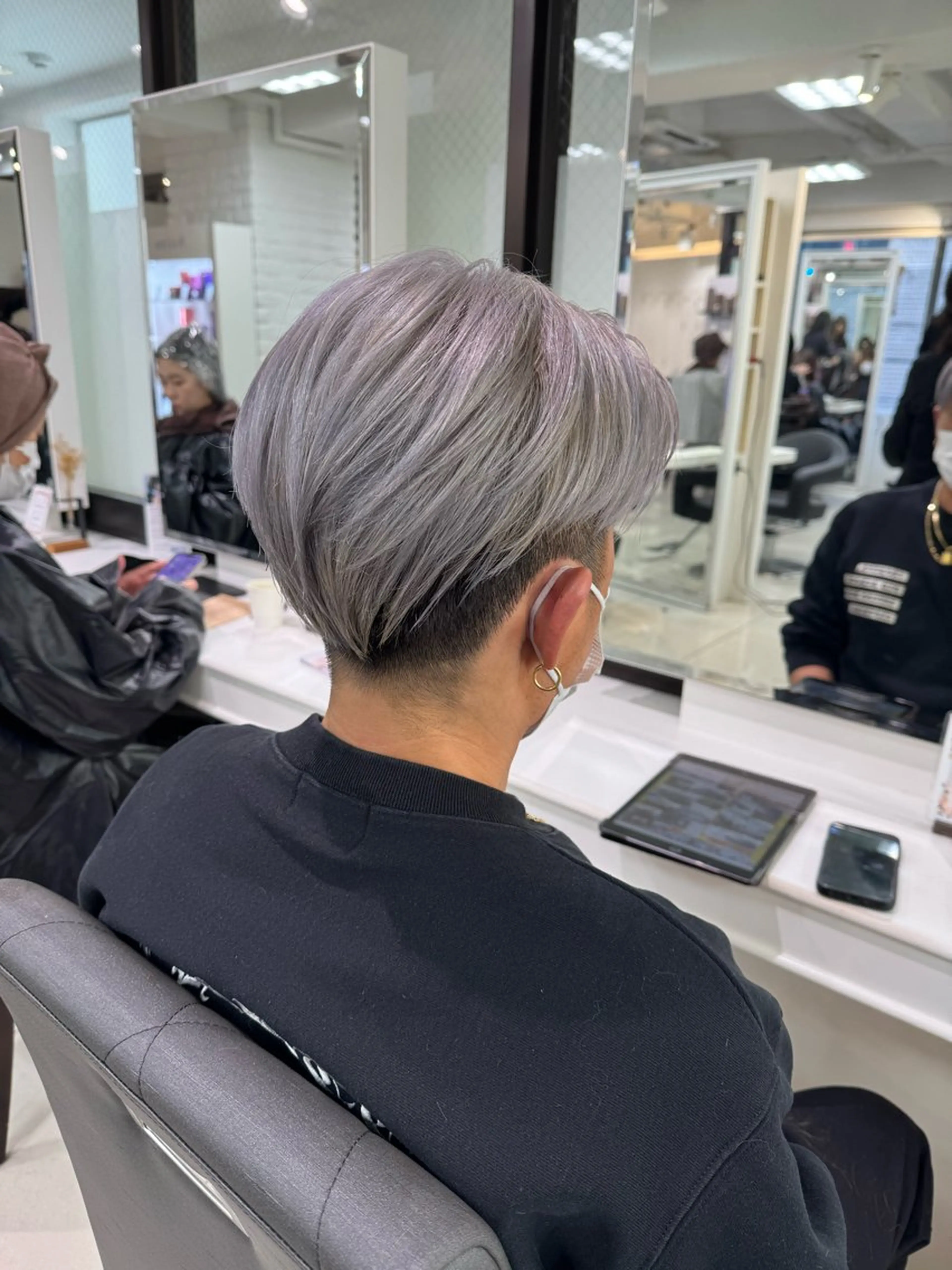 ショート カラー メンズ メンズブリーチ ブリーチ シルバー カット ヘアカラー トリートメント 【予防美容特化】 kasumi🌷🌷のヘアスタイル