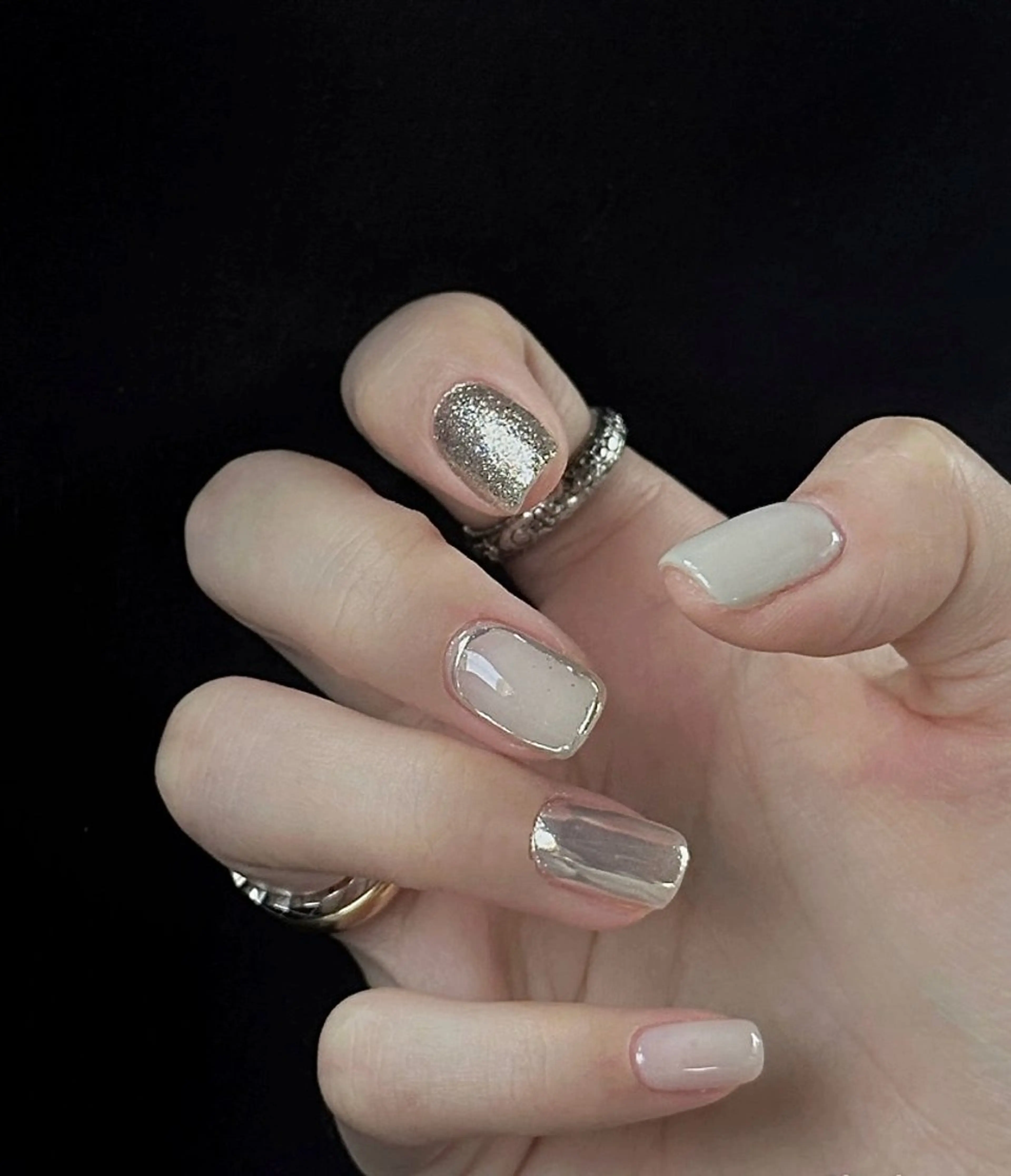 ネイル モナ& あきのネイルデザイン