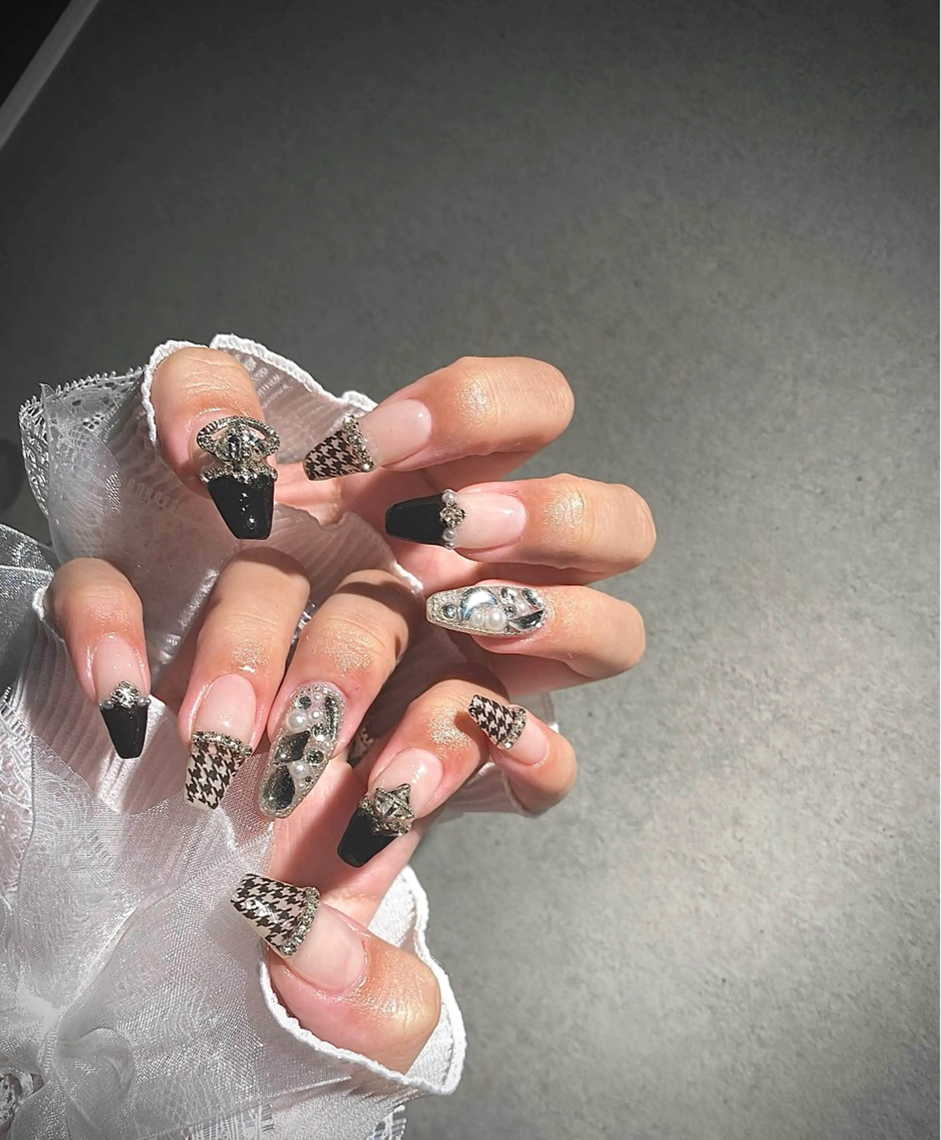 ネイル I-nailロング /ワンホン/キラキラのネイルデザイン