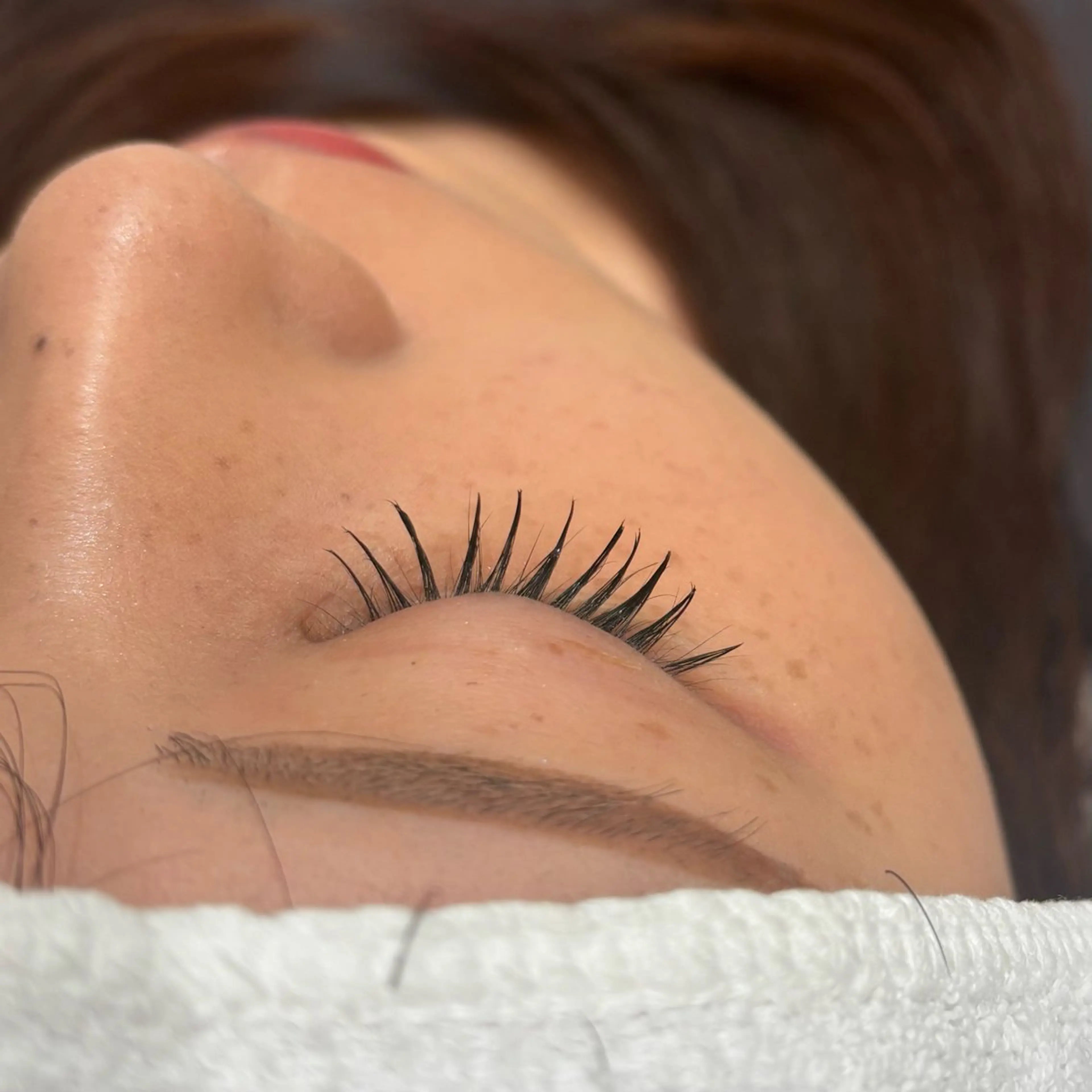 マツエク・マツパ 束感まつ毛 マツエク 透明感カラー/ マツエクりこ🤎🫧のヘアスタイル