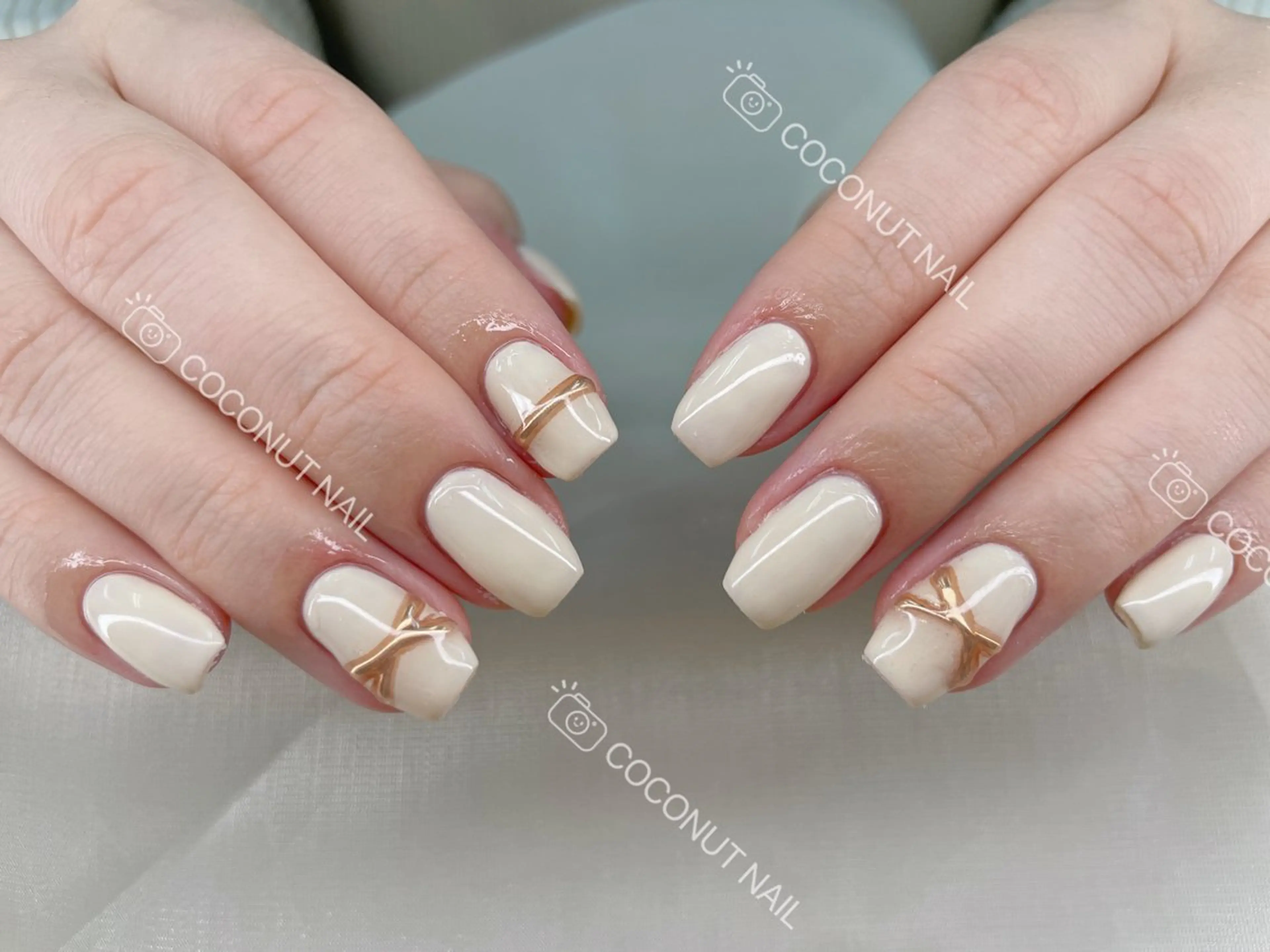 ネイル べっ甲ネイル フレンチネイル キラキラネイル マグネットネイル 大理石ネイル(マーブル) ハンドネイル 神田 ココナッツのネイルデザイン