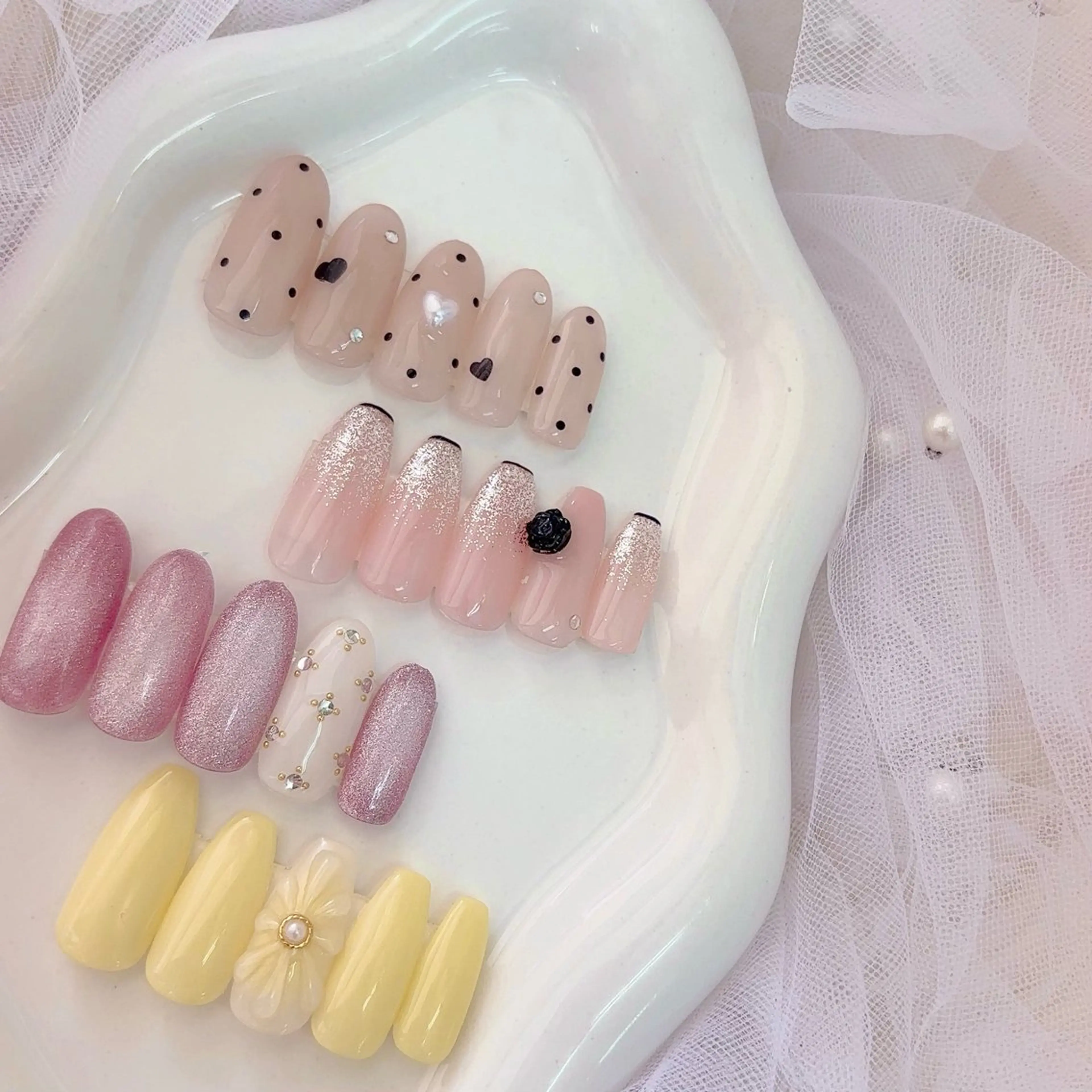 🎀定額ネイル🎀¥6600​〜​の写真