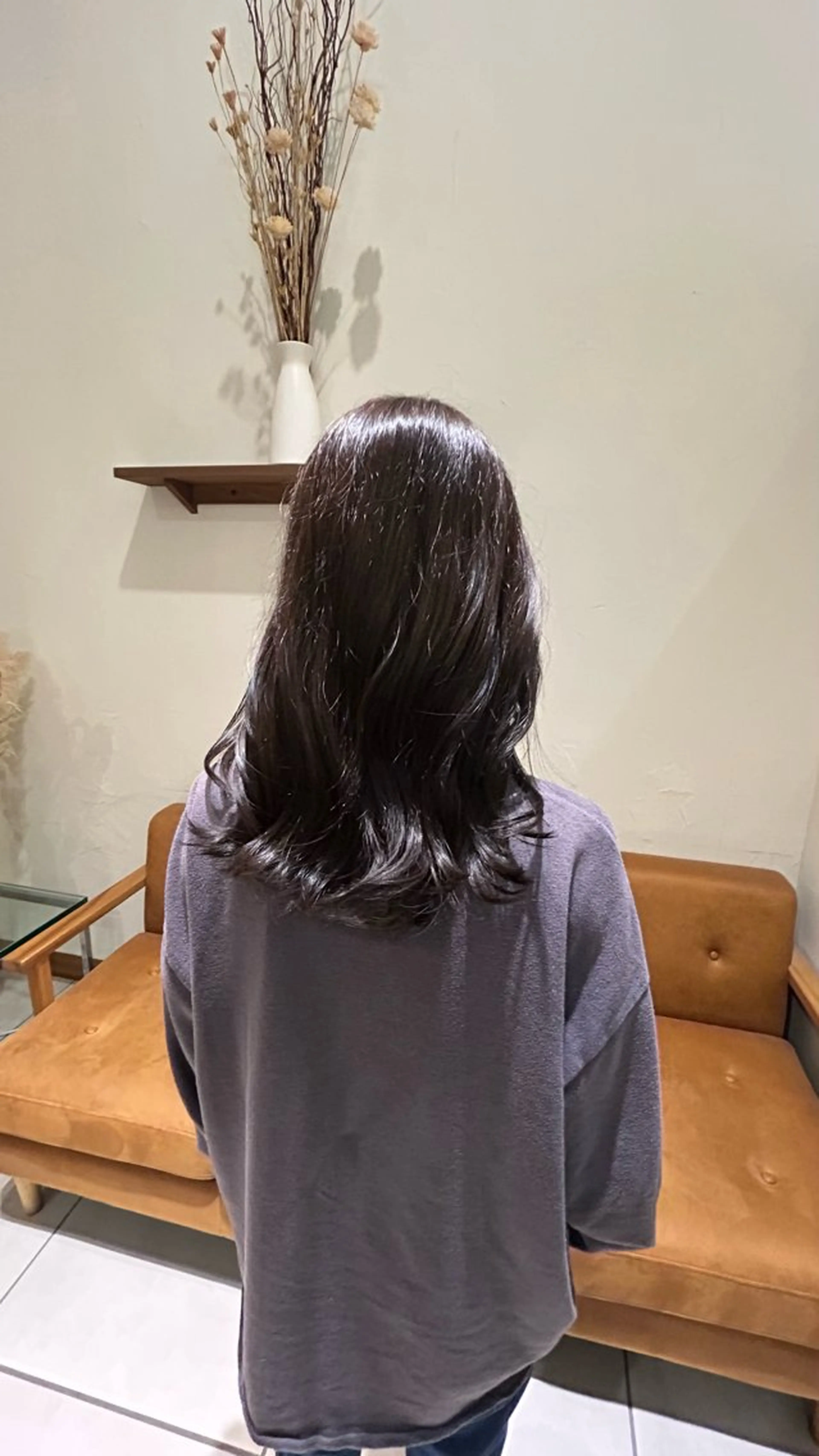 セミロング カラー グレージュ イルミナカラー アフェクション大曽根所属・横田 冴のヘアスタイル