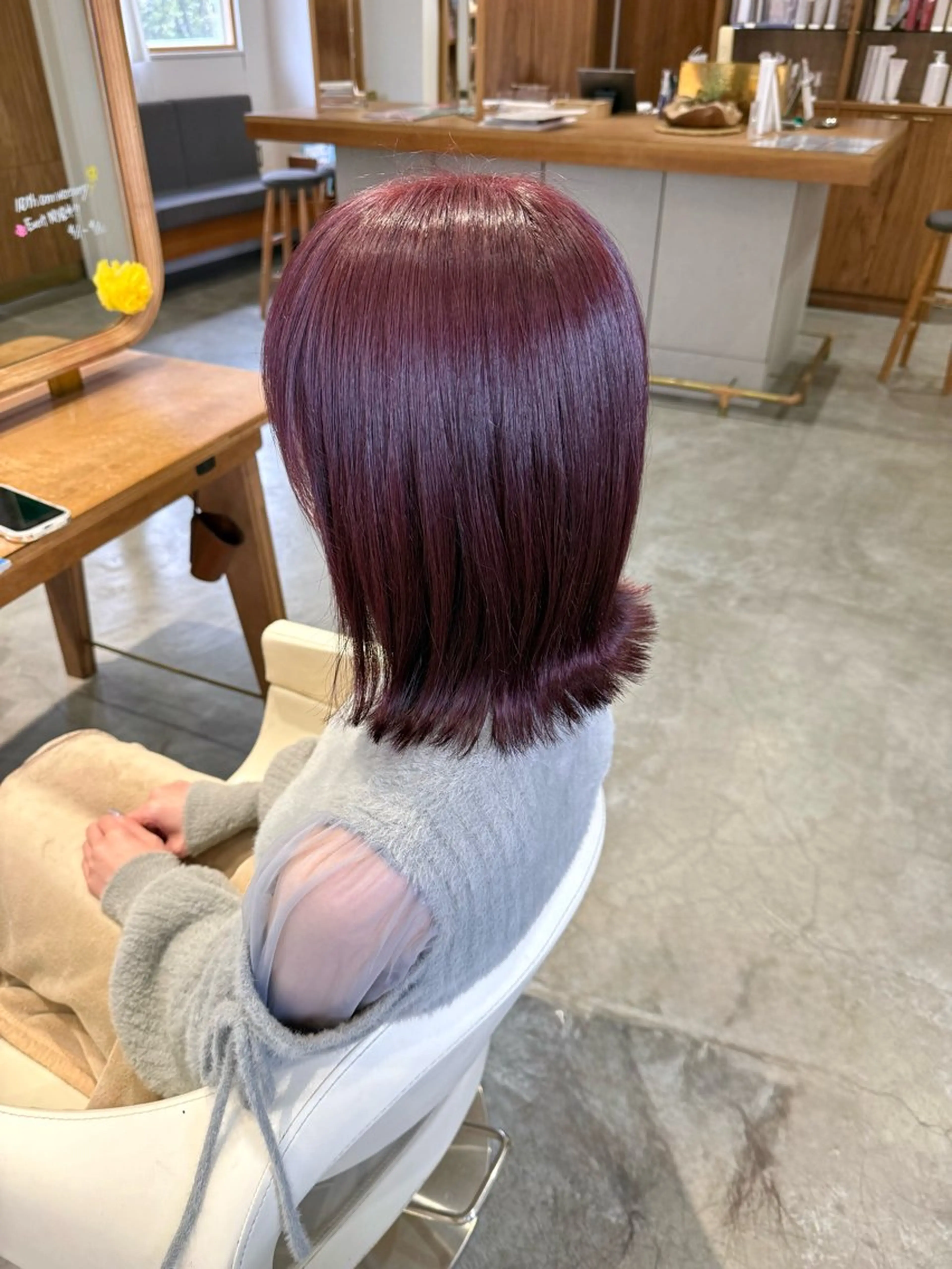 ミディアム カラー ブリーチ ブリーチなしカラー ピンクカラー ボブ カット ヘアカラー フラム所属・WATANABE MISAKIのヘアスタイル