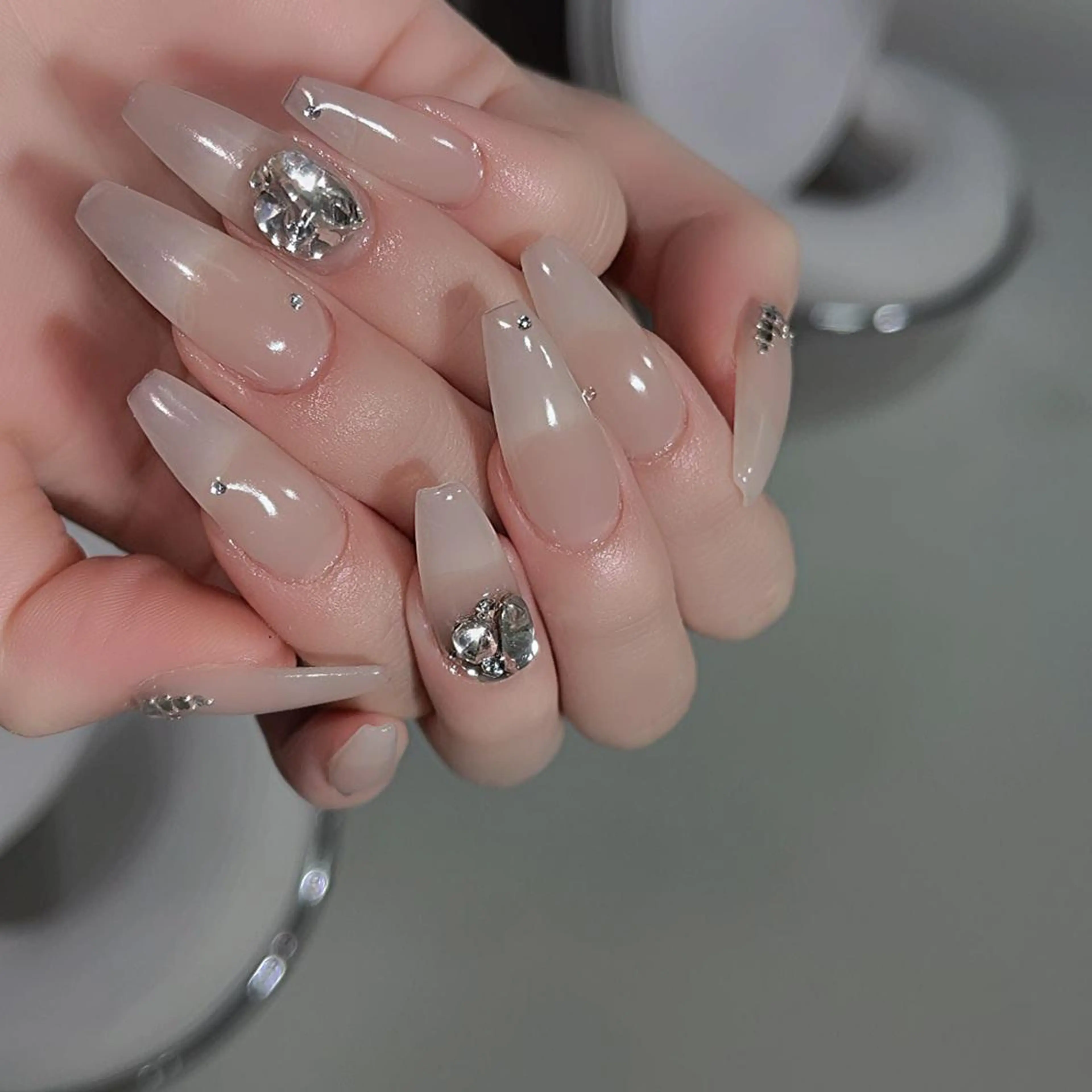 ネイル 長さ出し ネイルチップ Queens マオのネイルデザイン