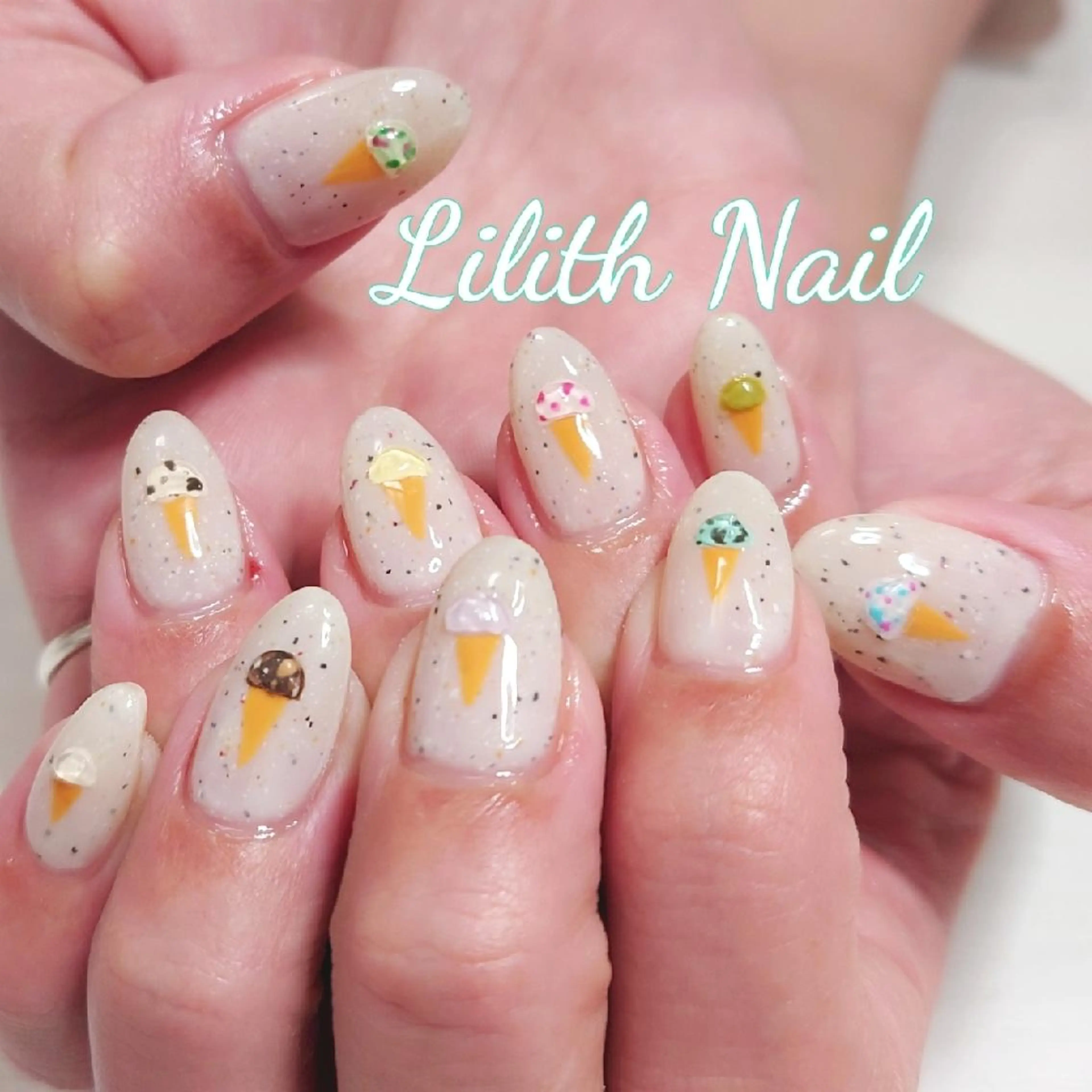 ネイル ハンドネイル Lilith Nailのネイルデザイン